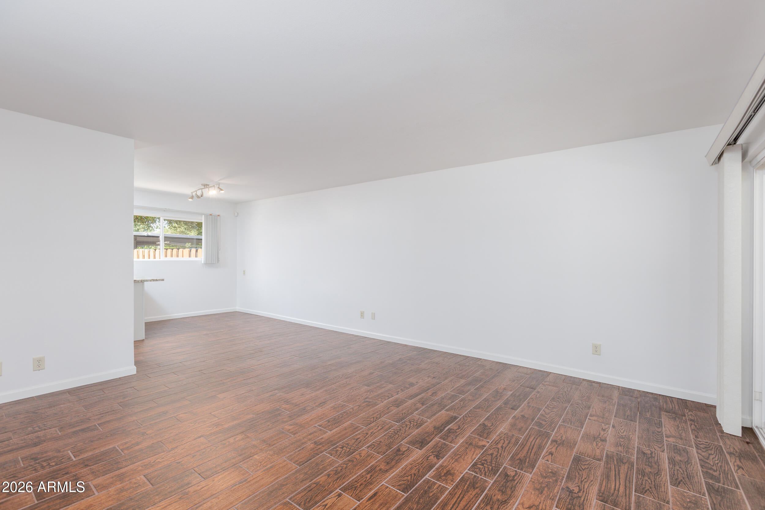 5550 N 12th Street 8