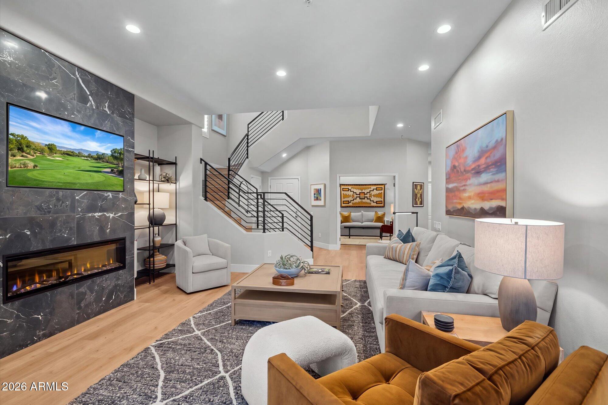 8989 N GAINEY CENTER Drive 104