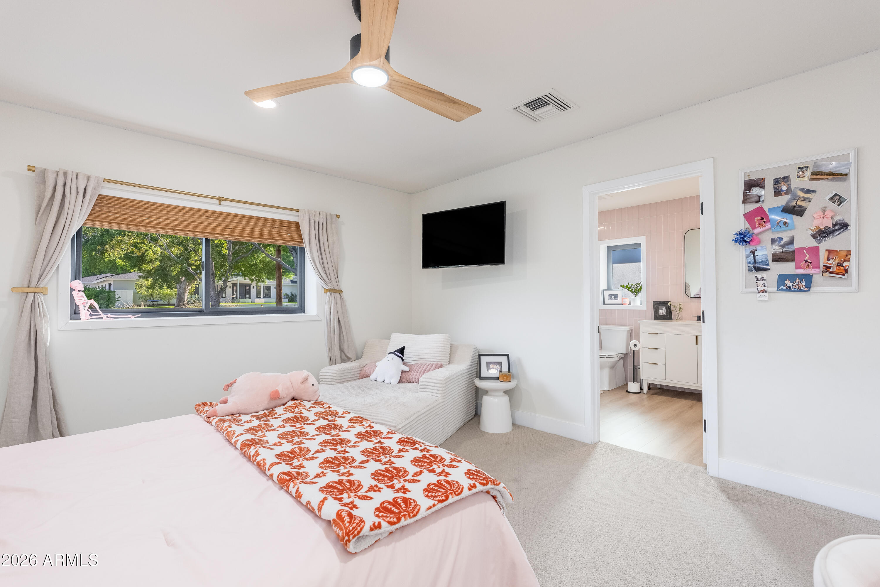 4643 E CALLE DEL MEDIO
