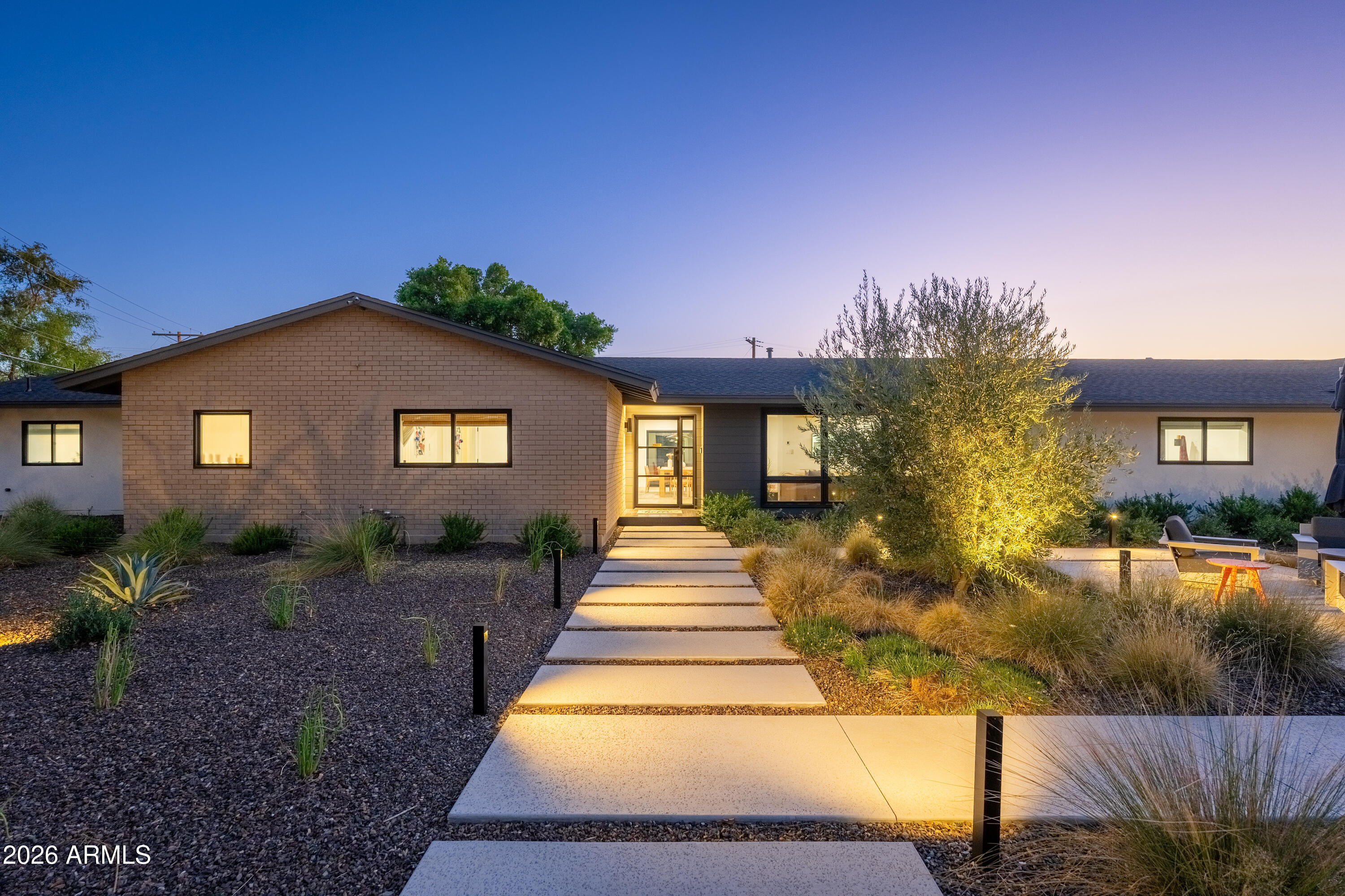 4643 E CALLE DEL MEDIO
