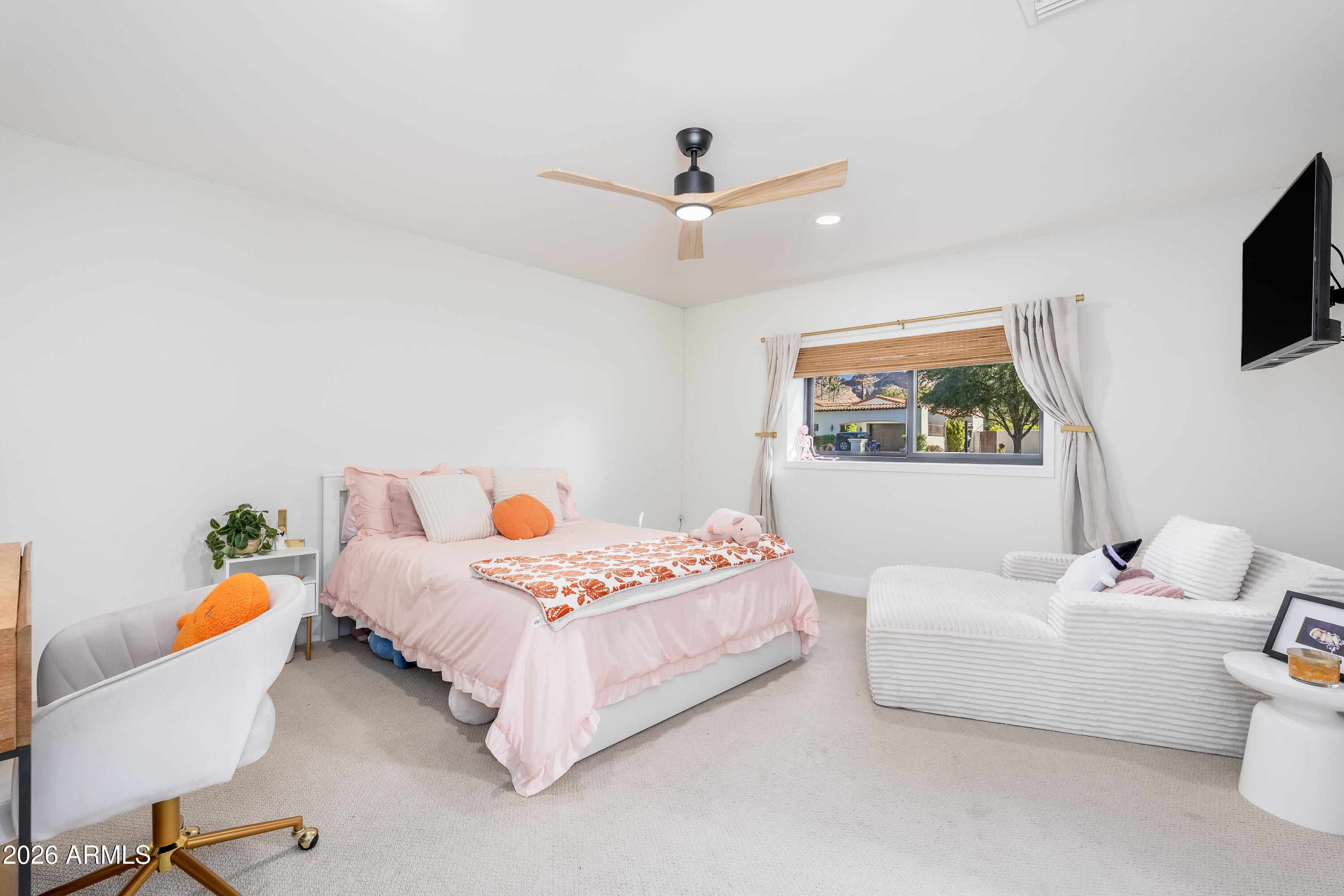 4643 E CALLE DEL MEDIO
