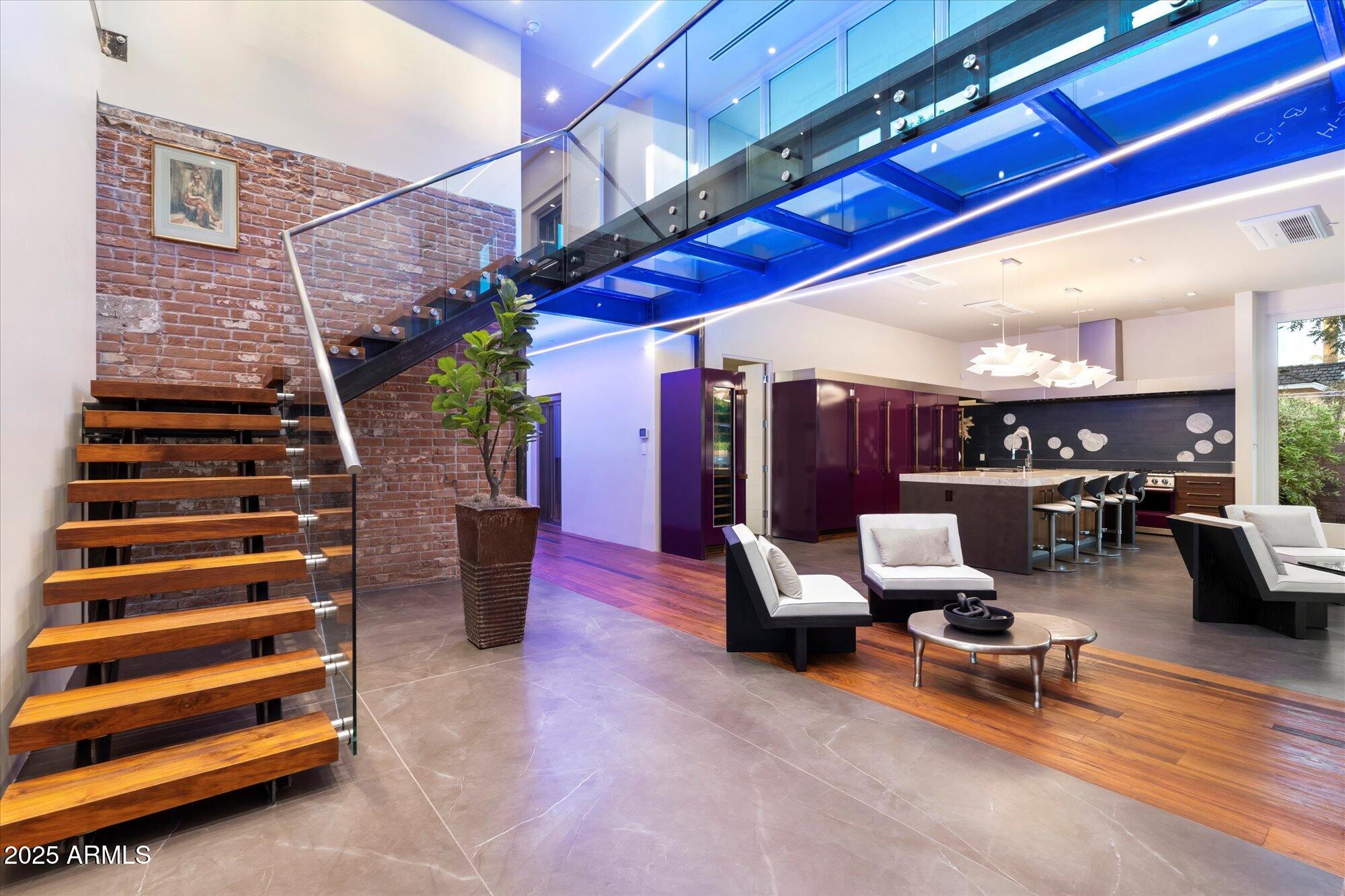 341 E MONTE VISTA Road