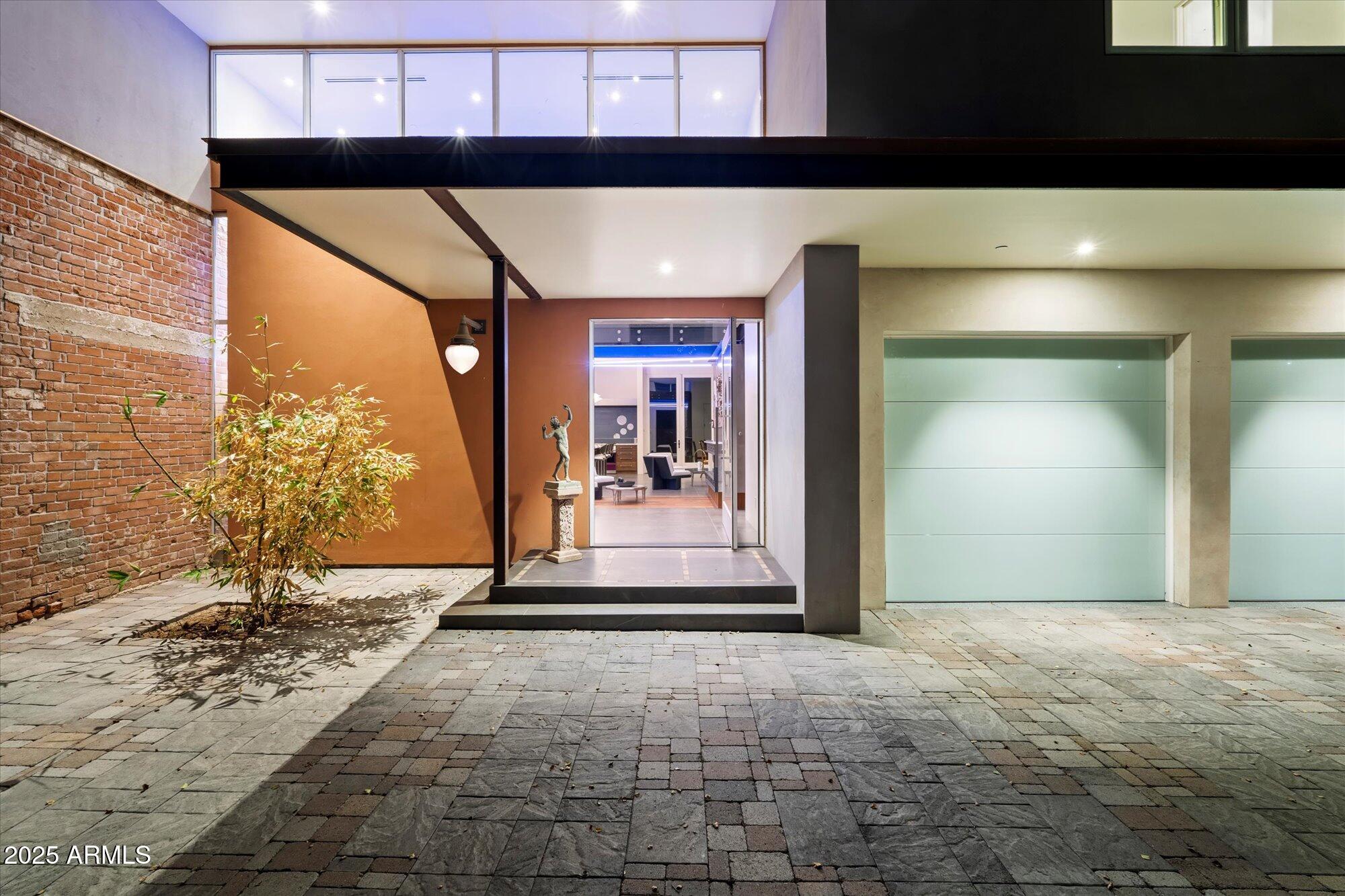 341 E MONTE VISTA Road