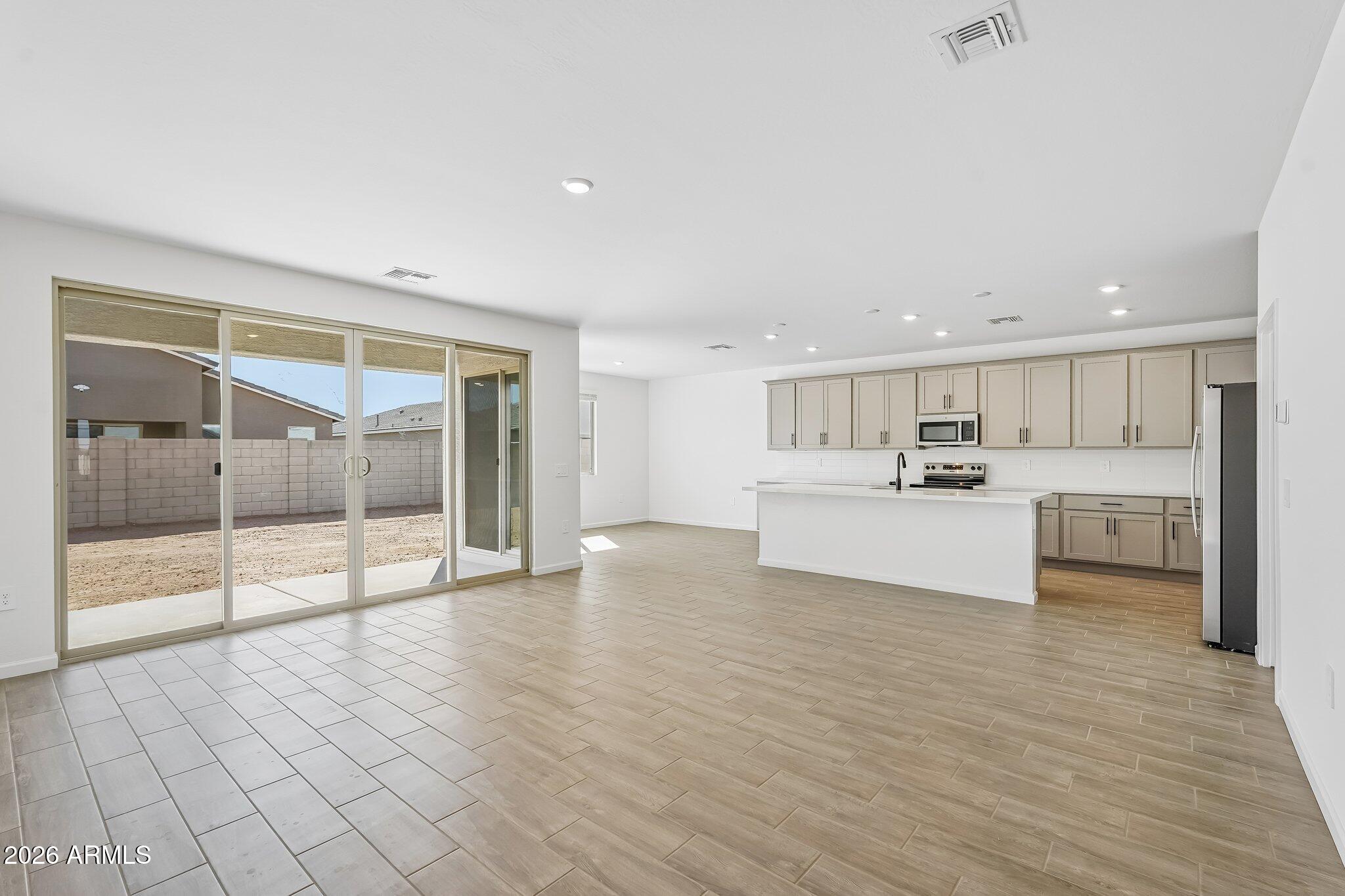 46985 W BRINDER Lane