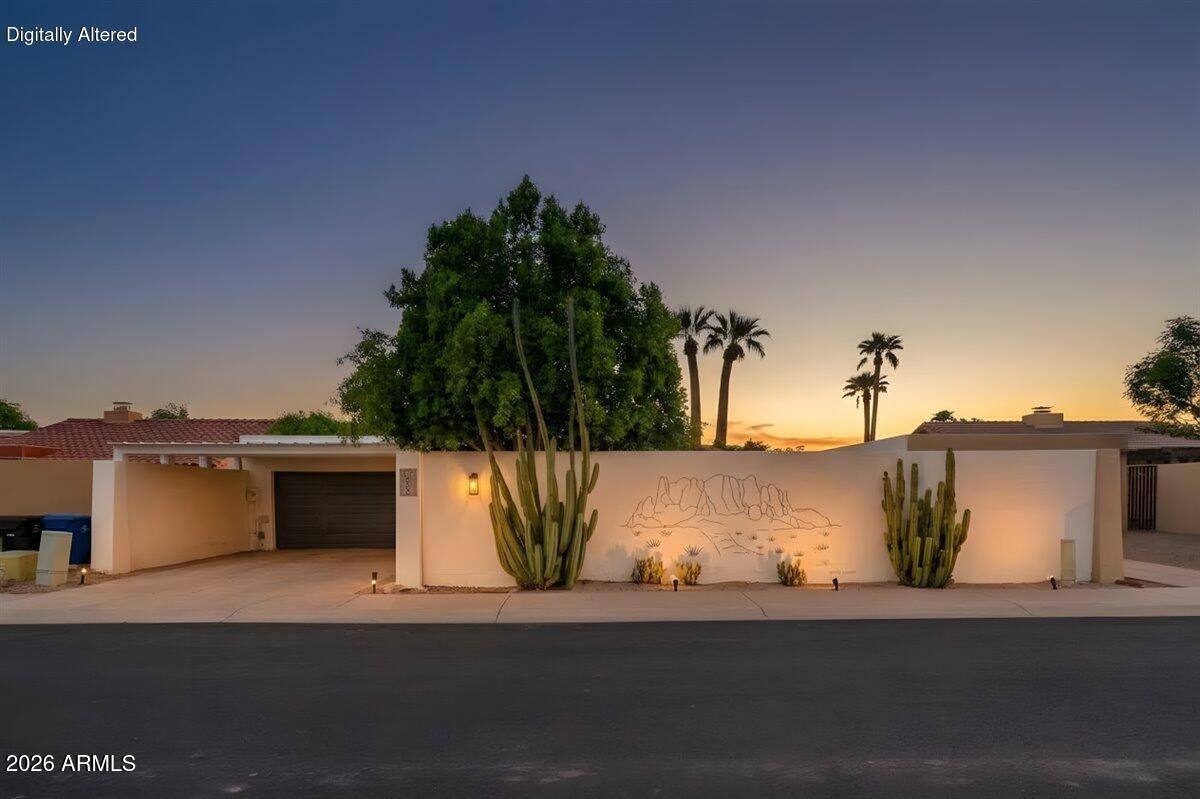 2018 E BALBOA Drive