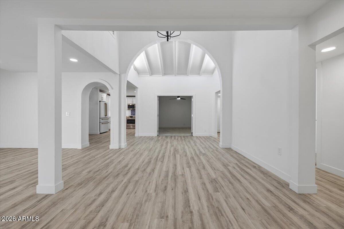 2018 E BALBOA Drive