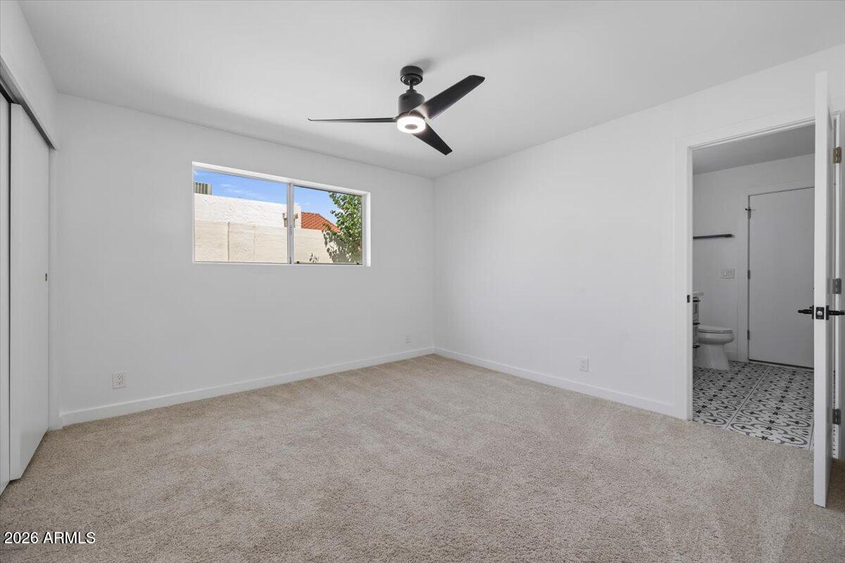 2018 E BALBOA Drive