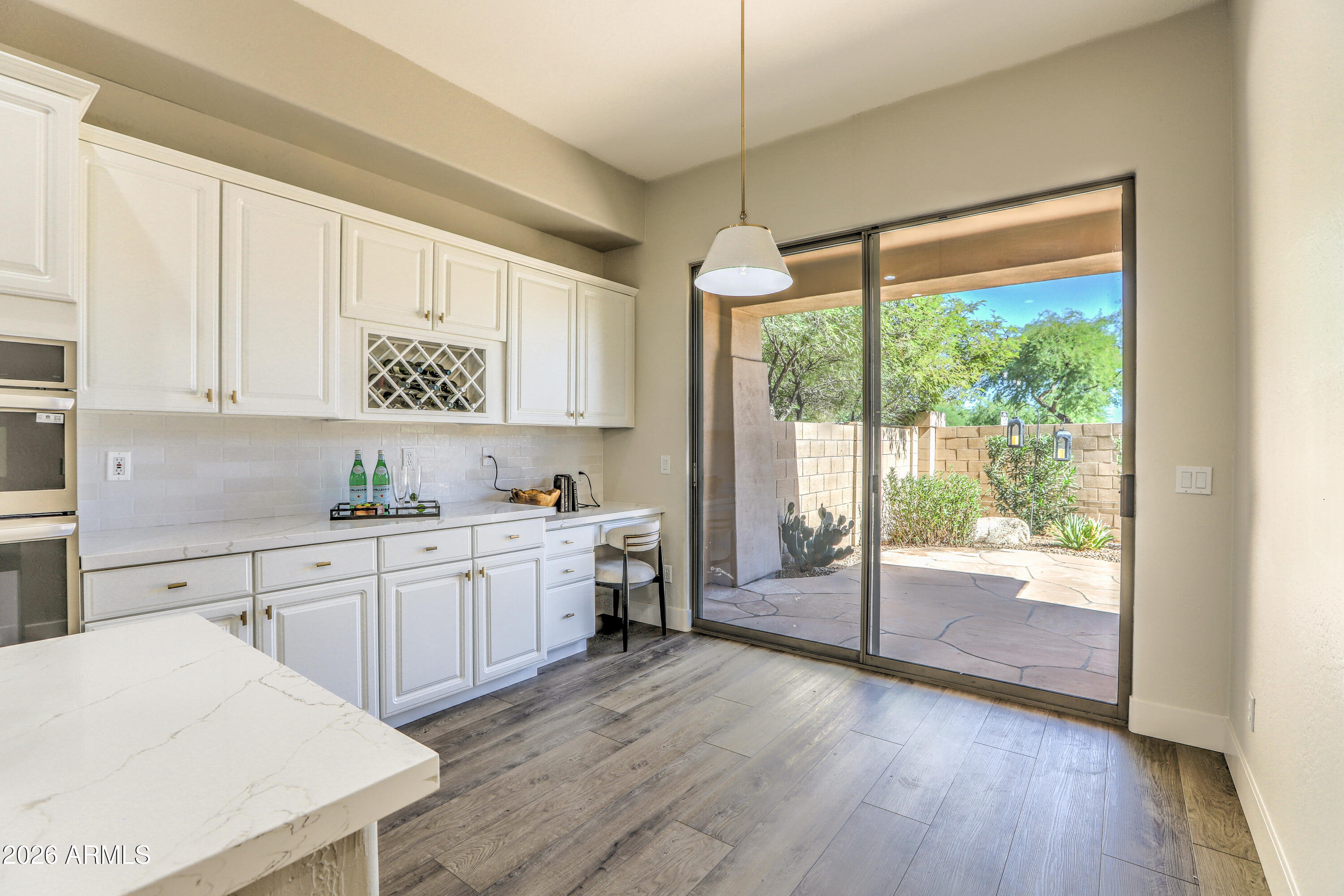 15240 N CLUBGATE Drive 111