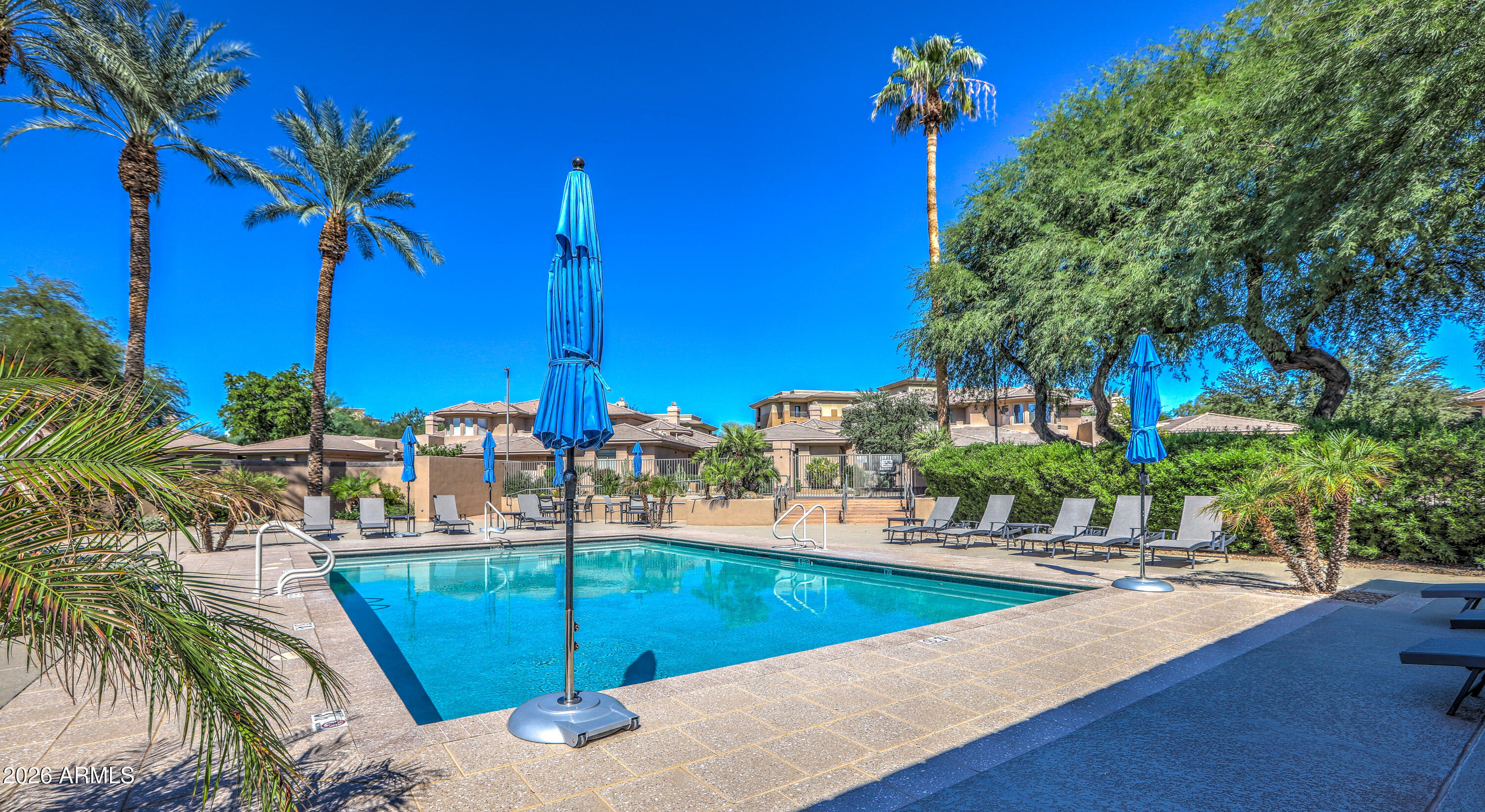 15240 N CLUBGATE Drive 111