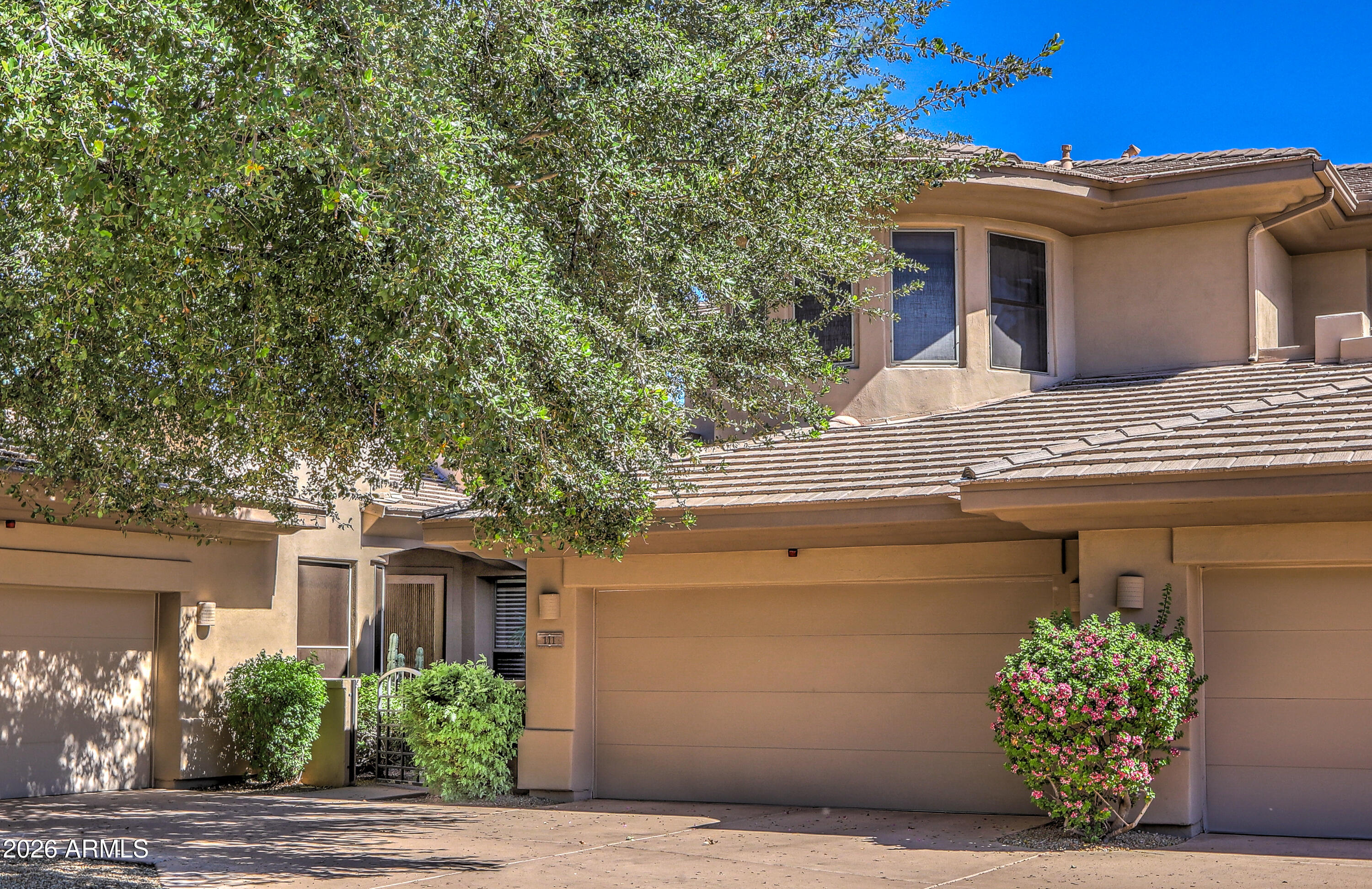 15240 N CLUBGATE Drive 111