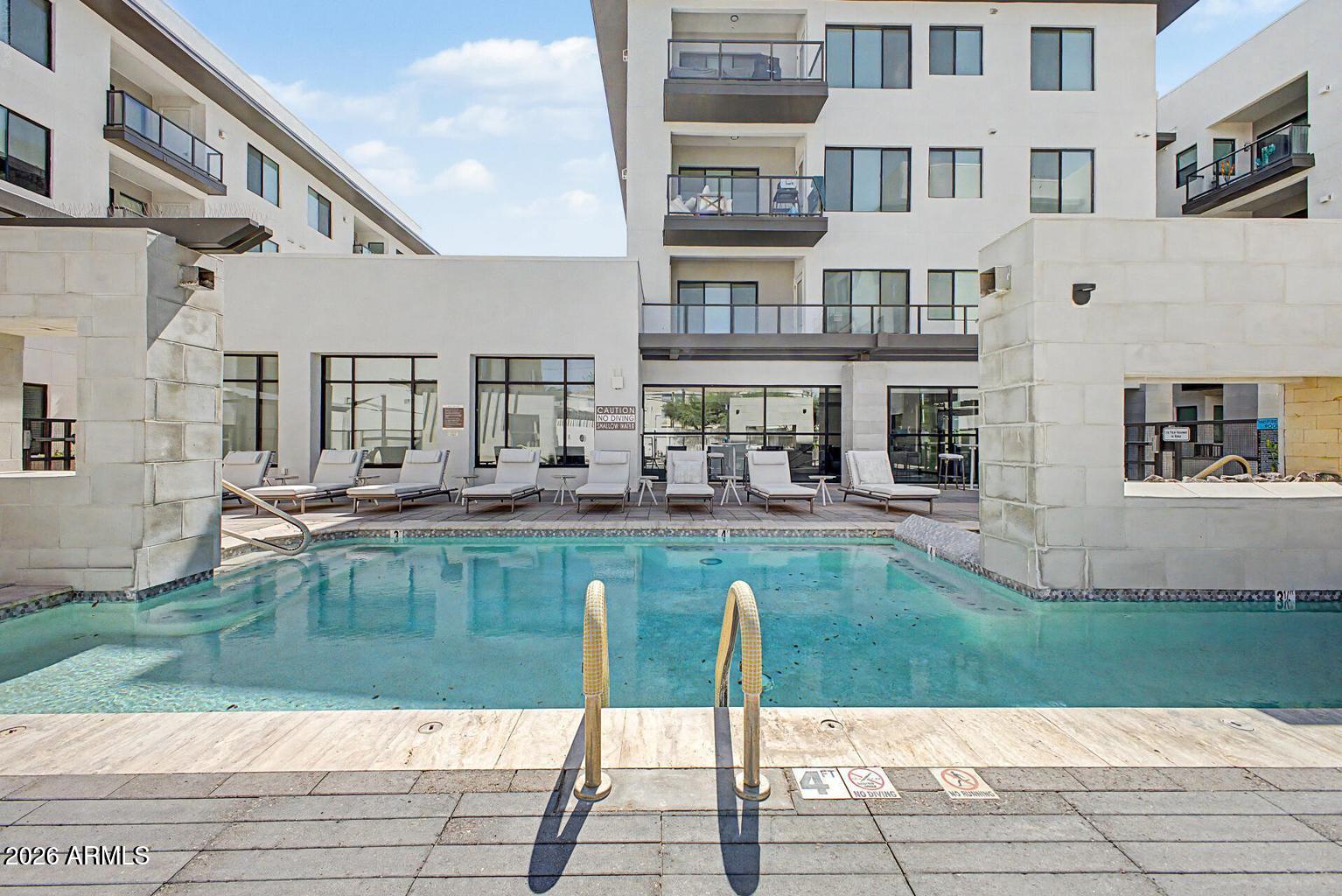 7300 E EARLL Drive 4015