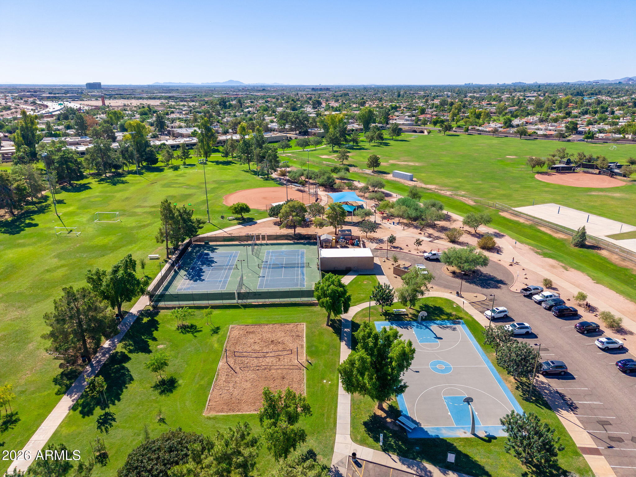 8814 E SAN RAFAEL Drive