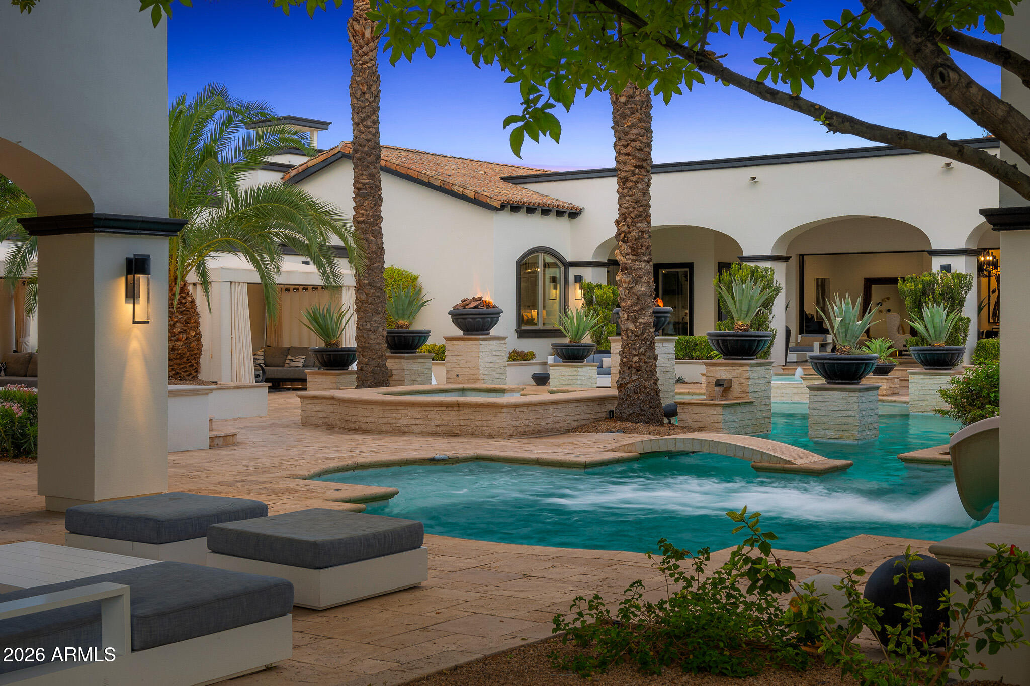 6307 N MOCKINGBIRD Lane