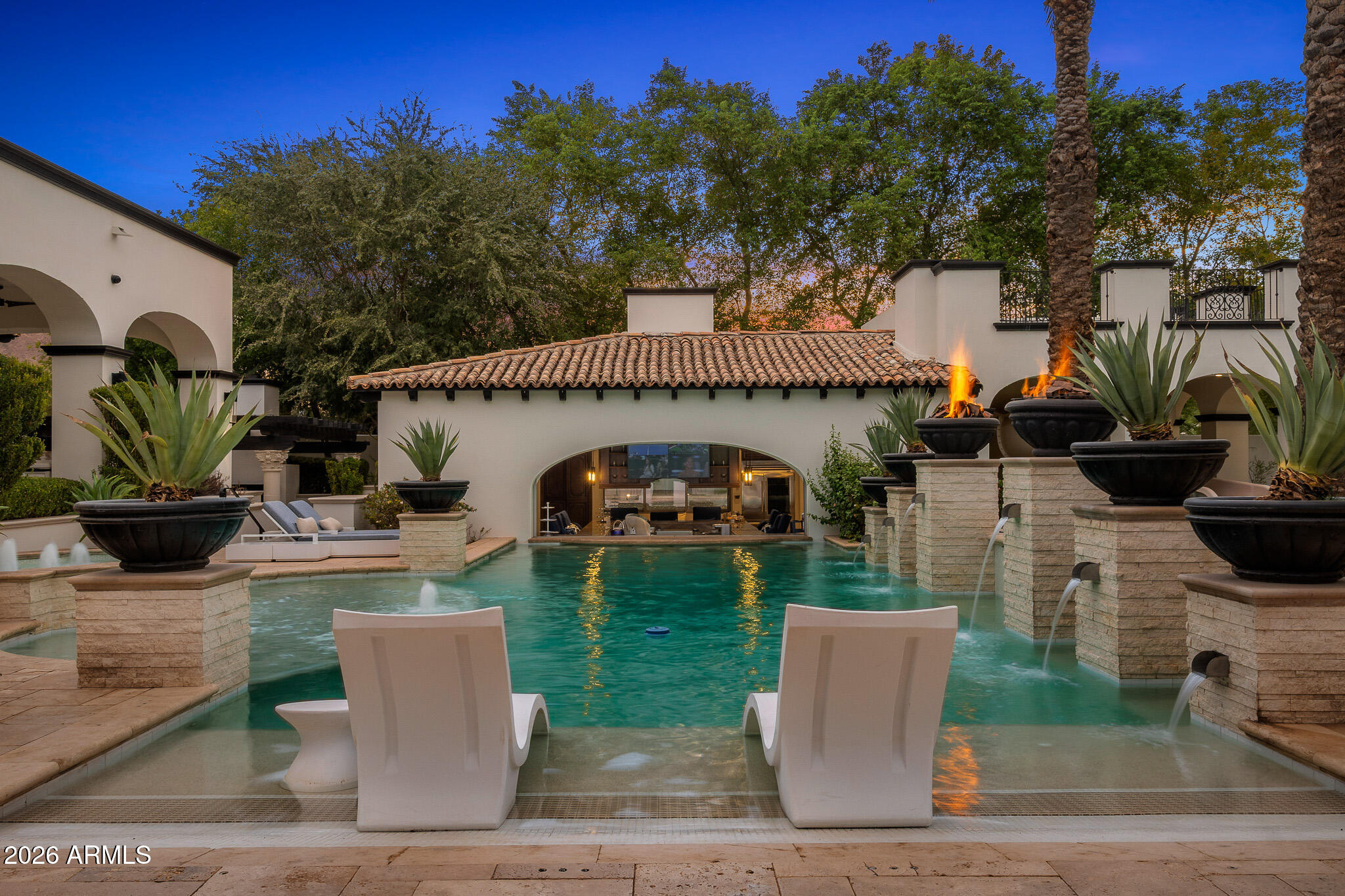 6307 N MOCKINGBIRD Lane