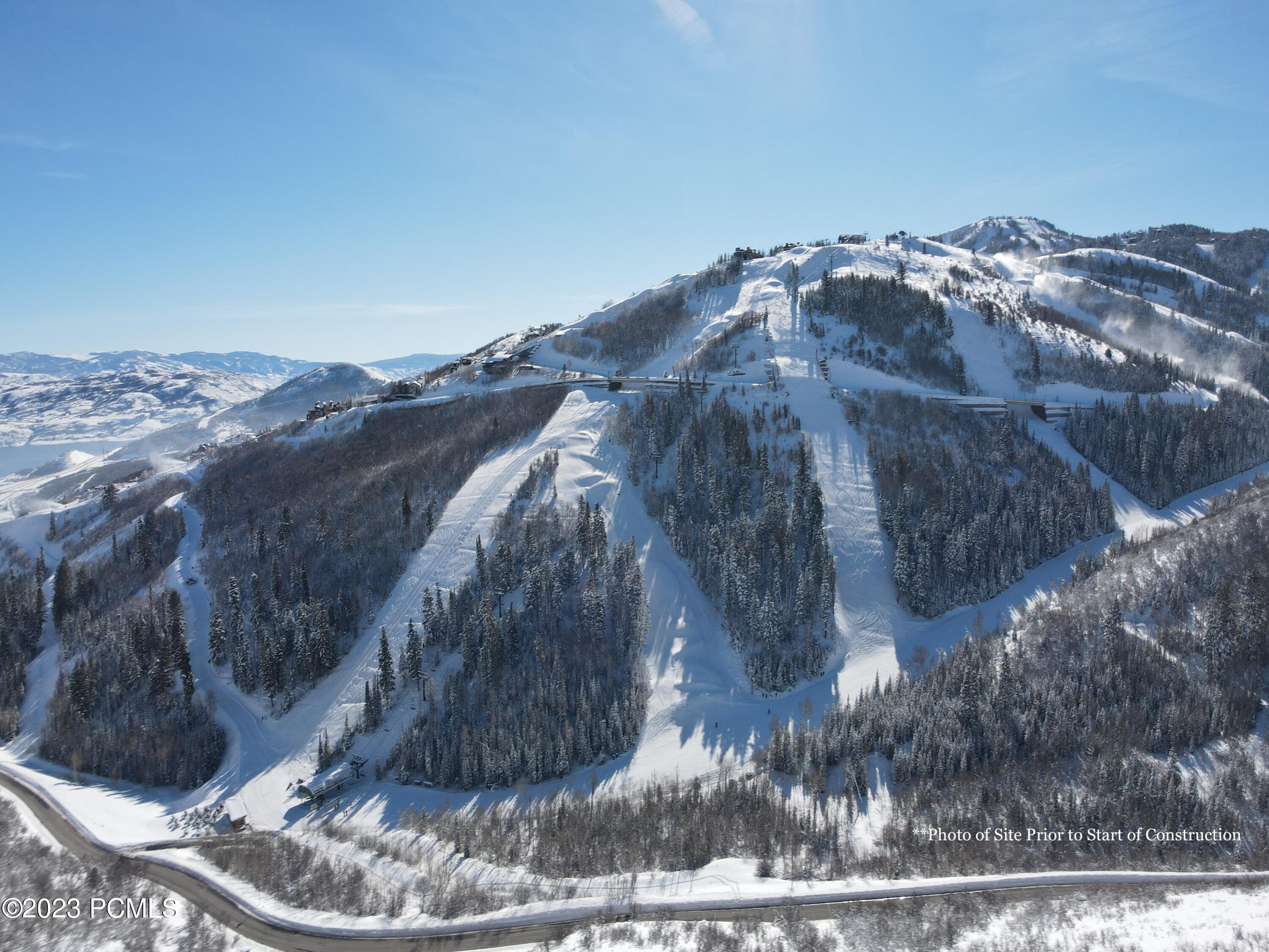 3267 W Deer Hollow Road