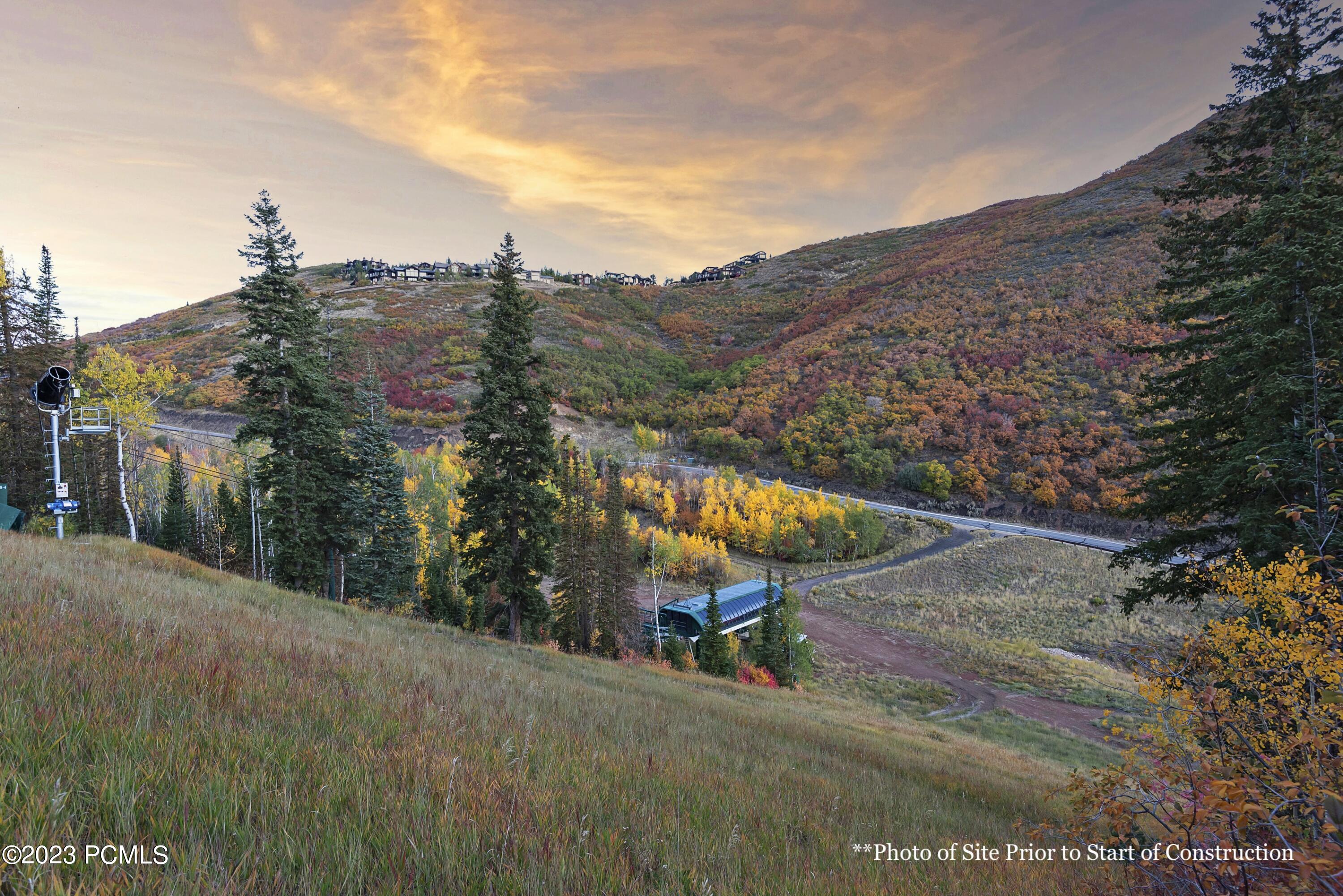 3267 W Deer Hollow Road