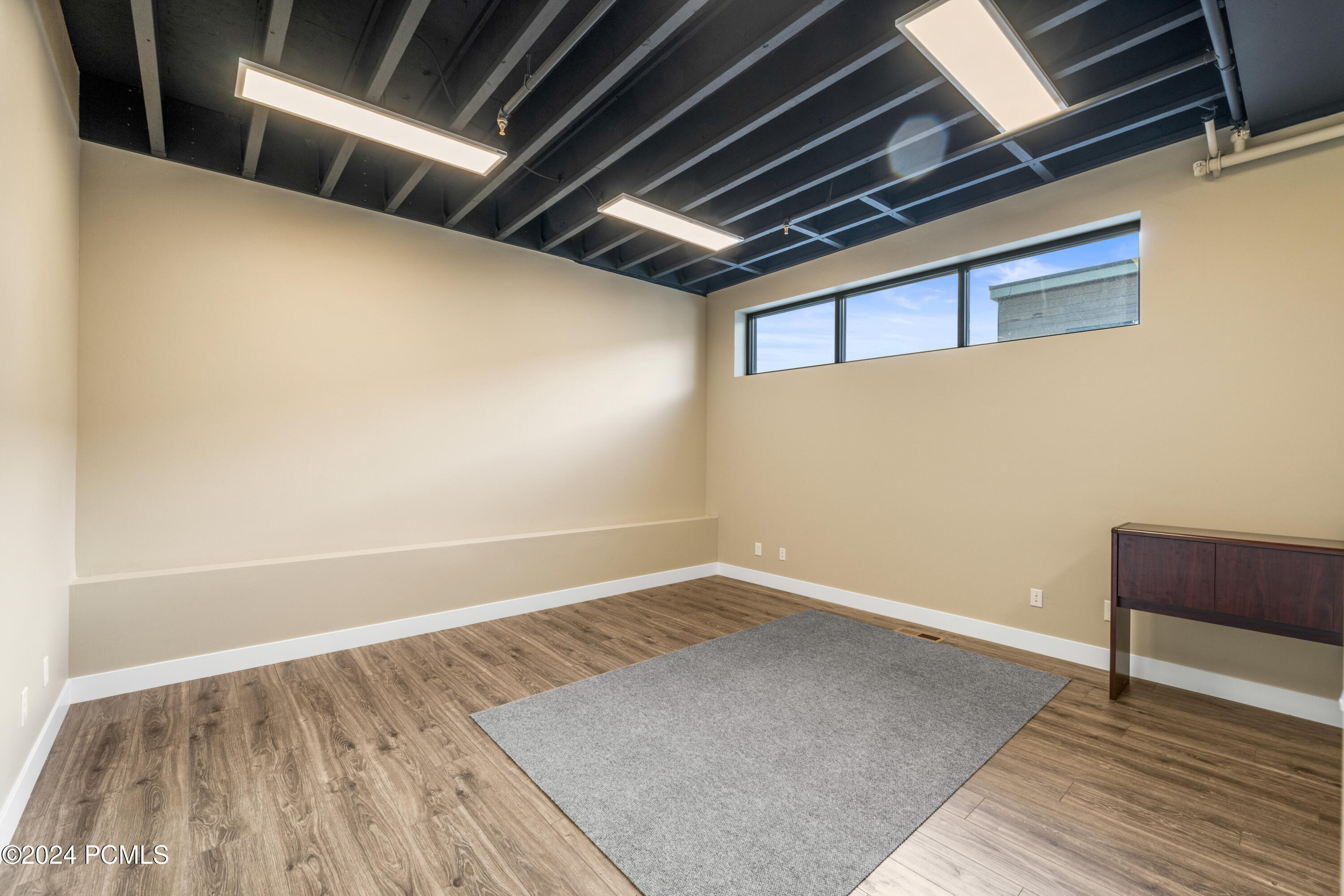 4554 Forestdale Drive, #32