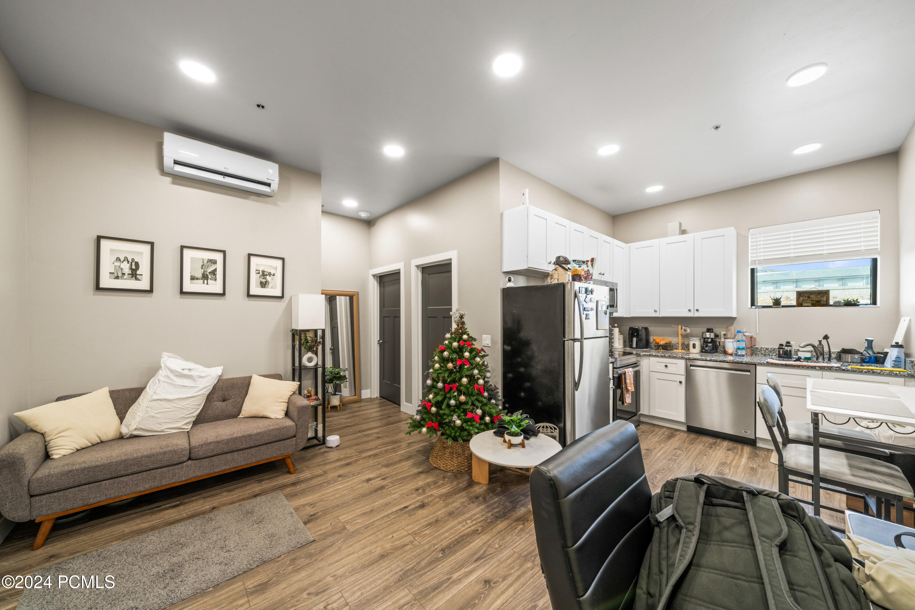 4554 Forestdale Drive, #32