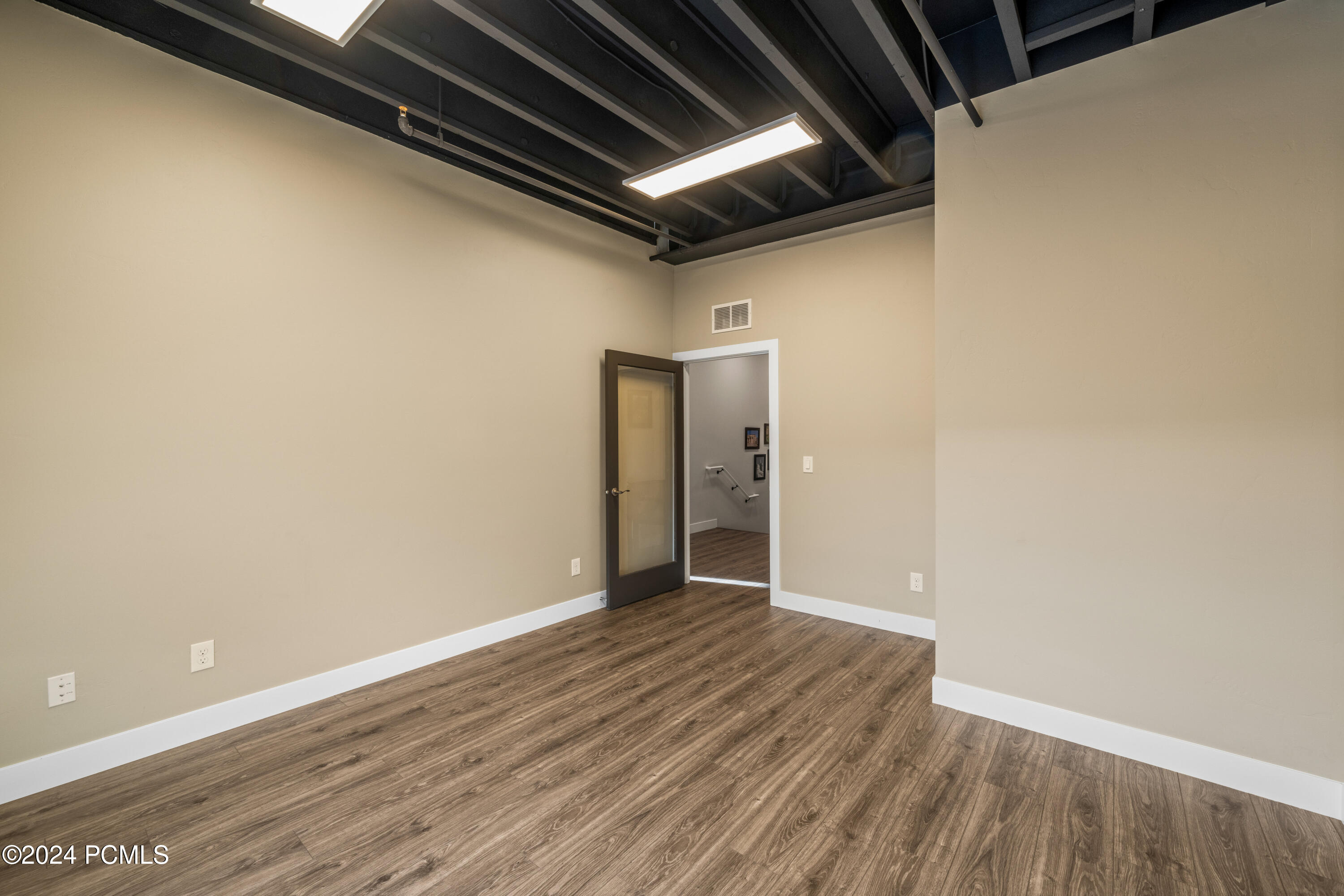 4554 Forestdale Drive, #32