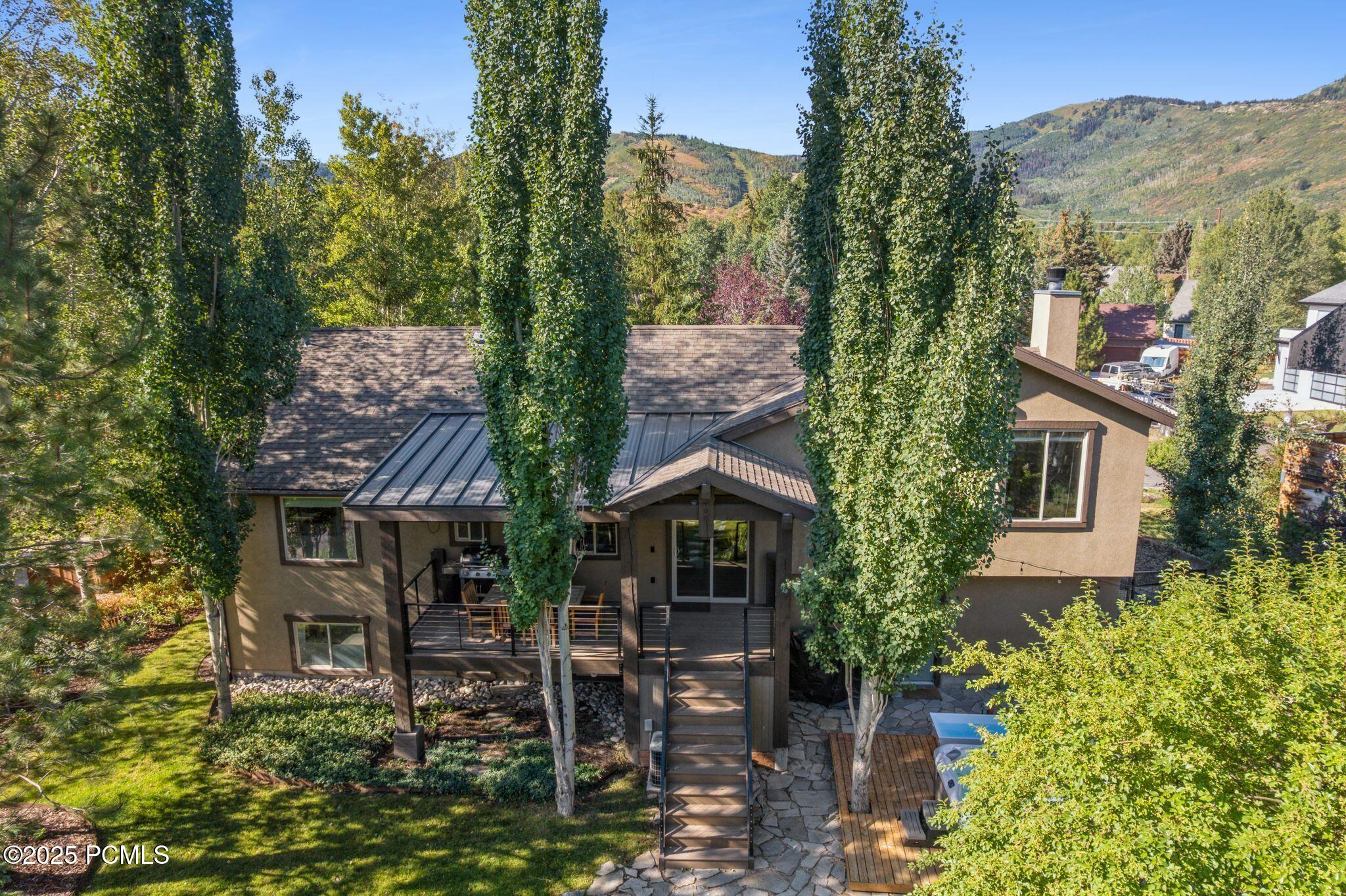 858 Red Maple Court