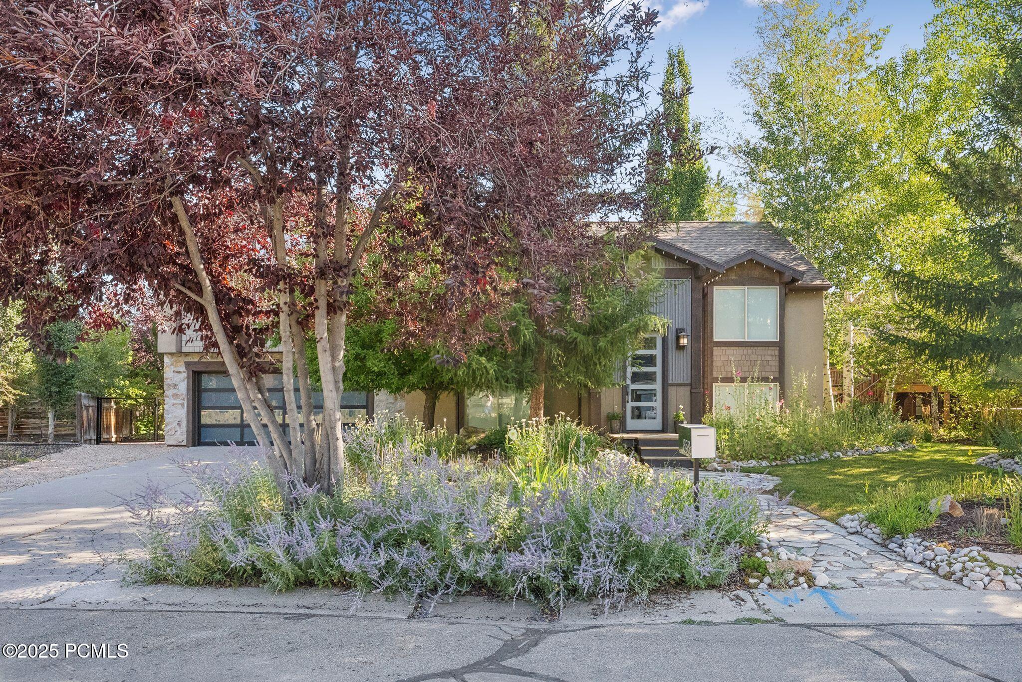 858 Red Maple Court