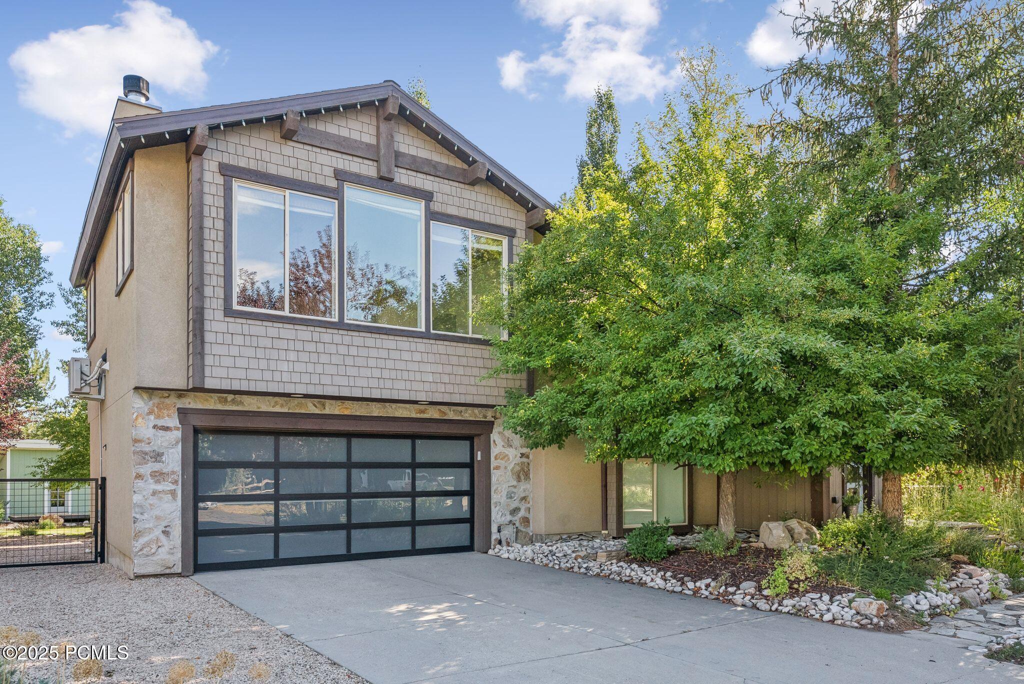 858 Red Maple Court