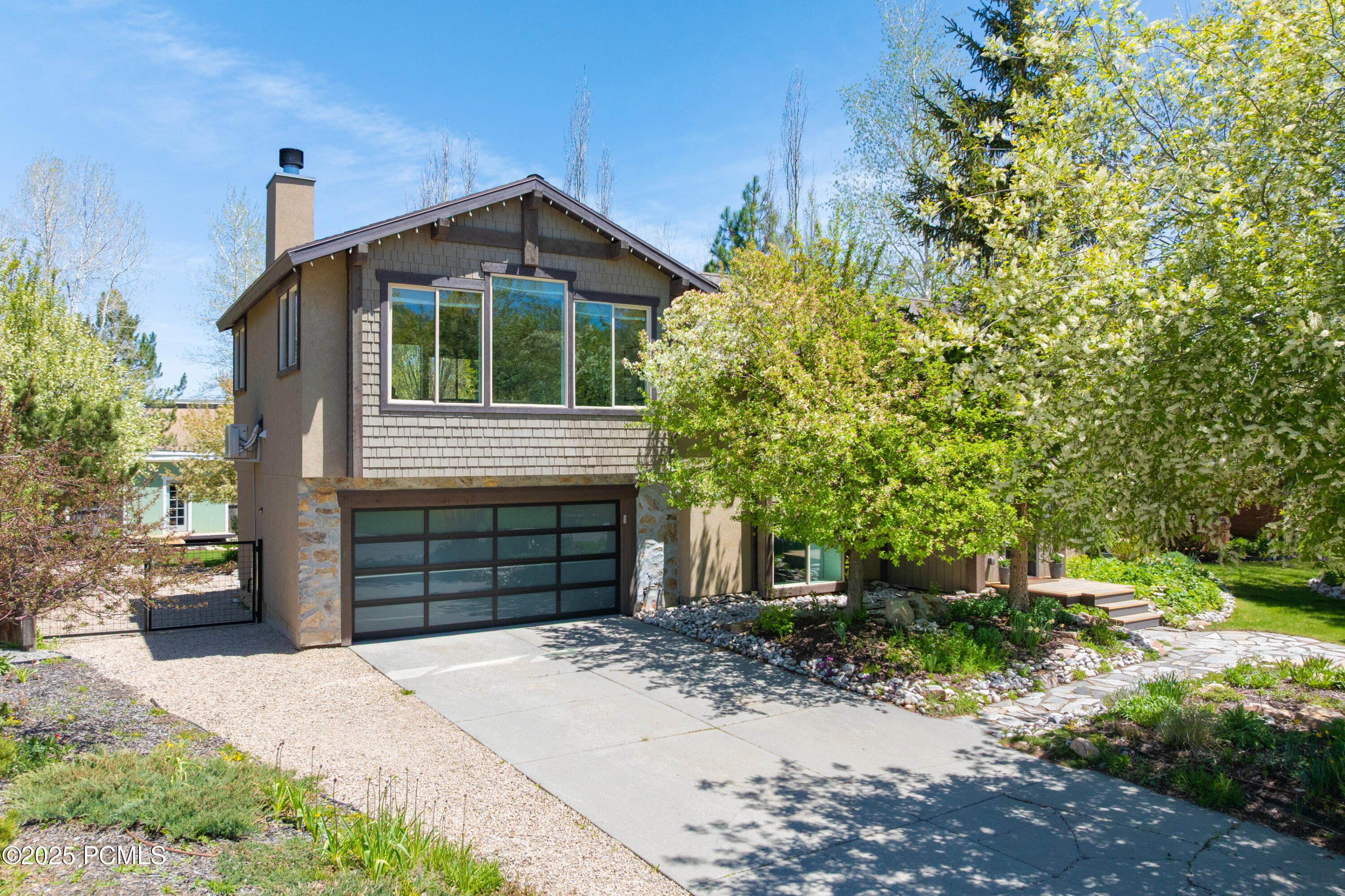 858 Red Maple Court
