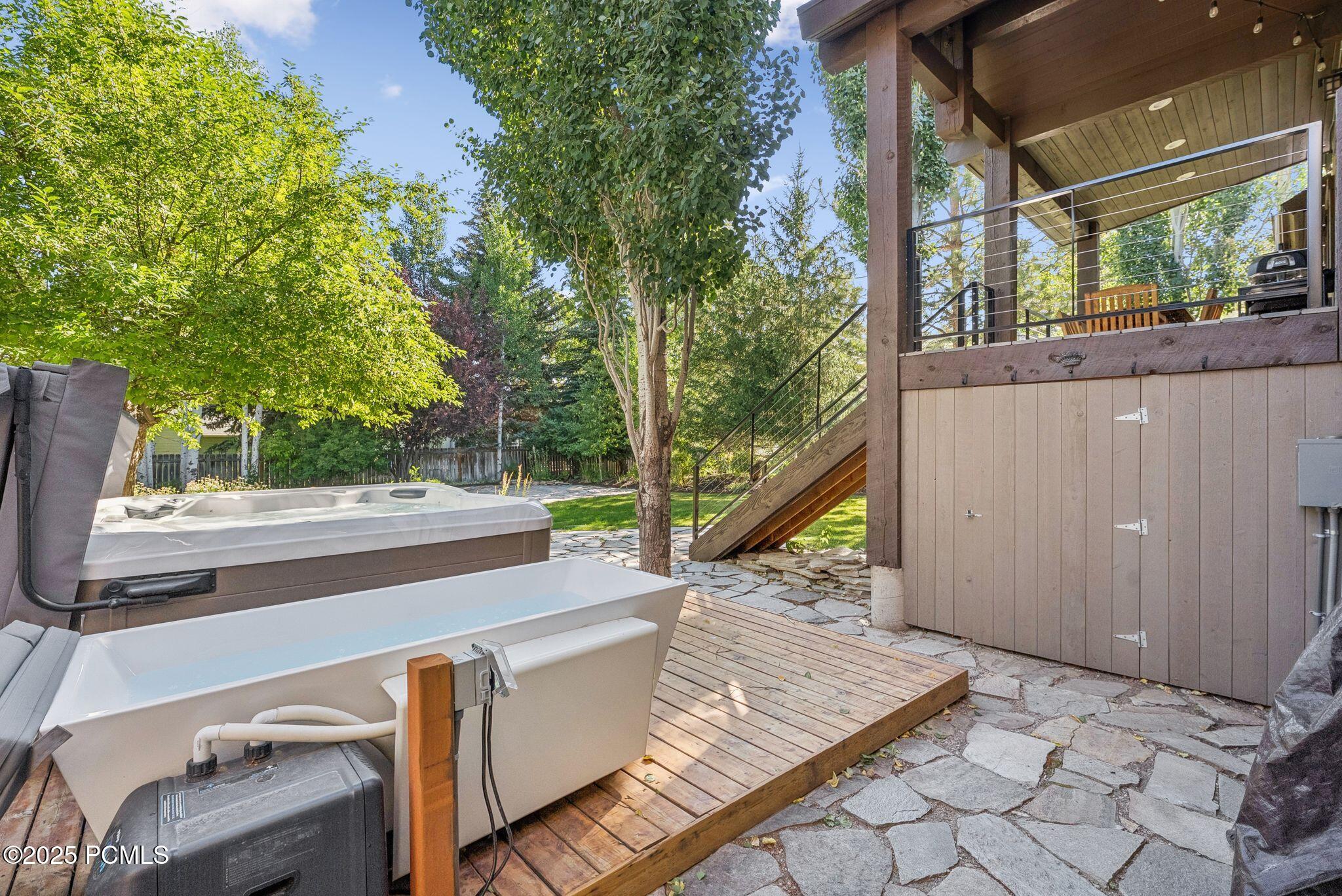 858 Red Maple Court