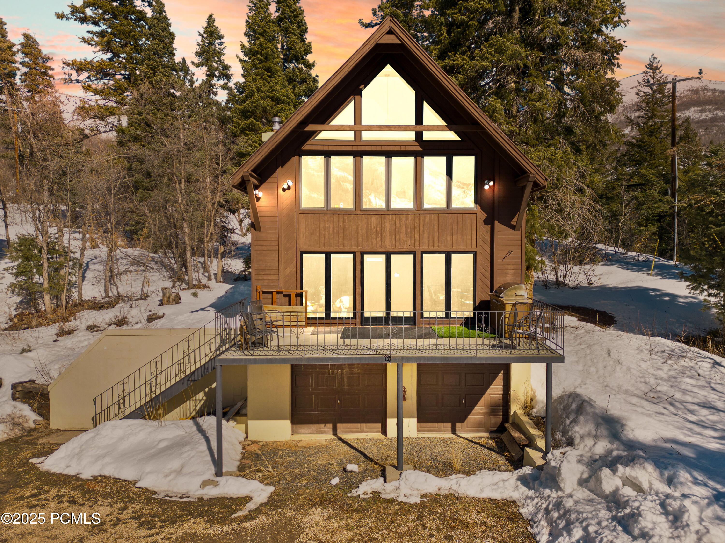 2480 W Snake Creek Road