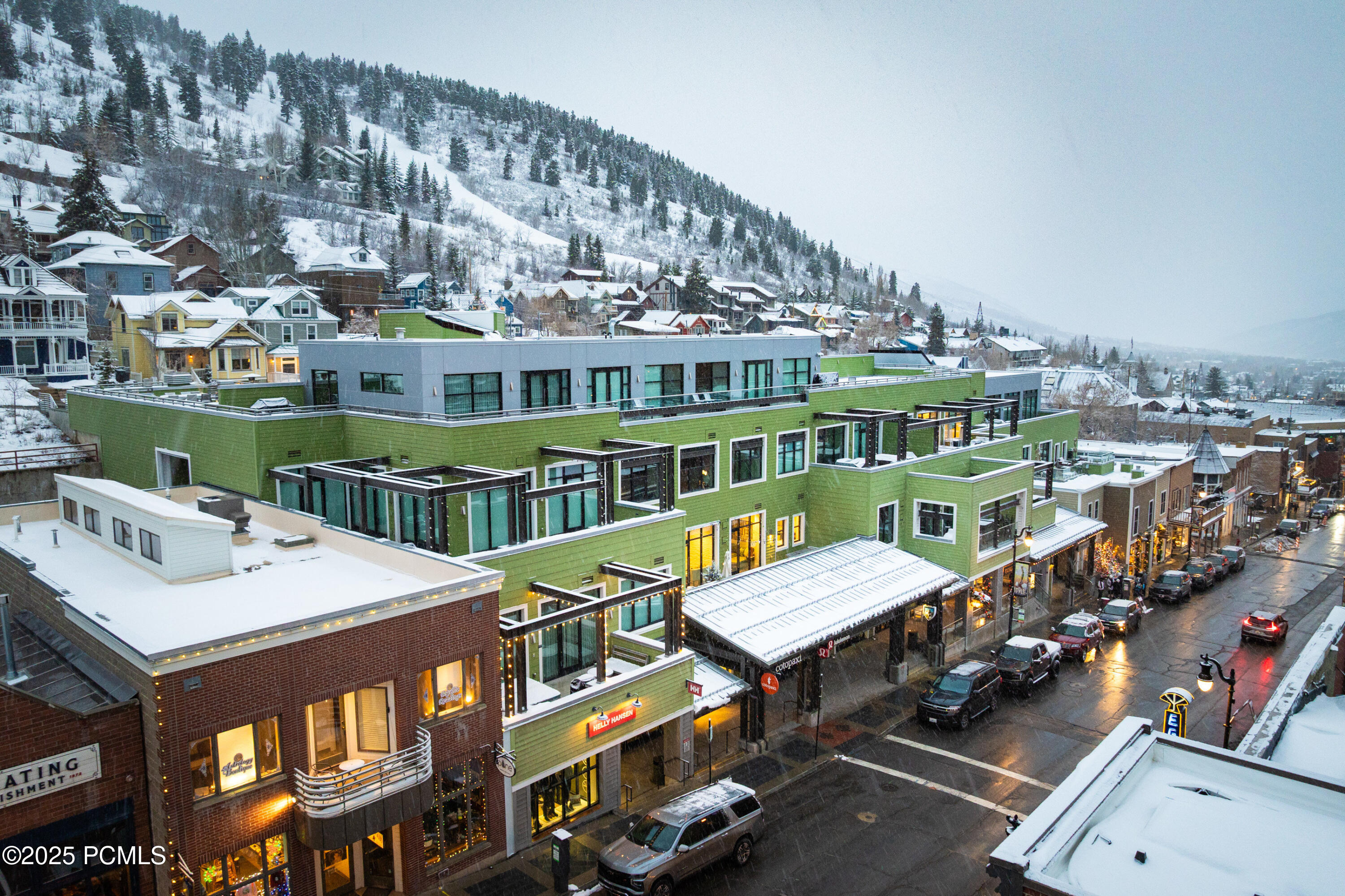 333 Main Street, 23