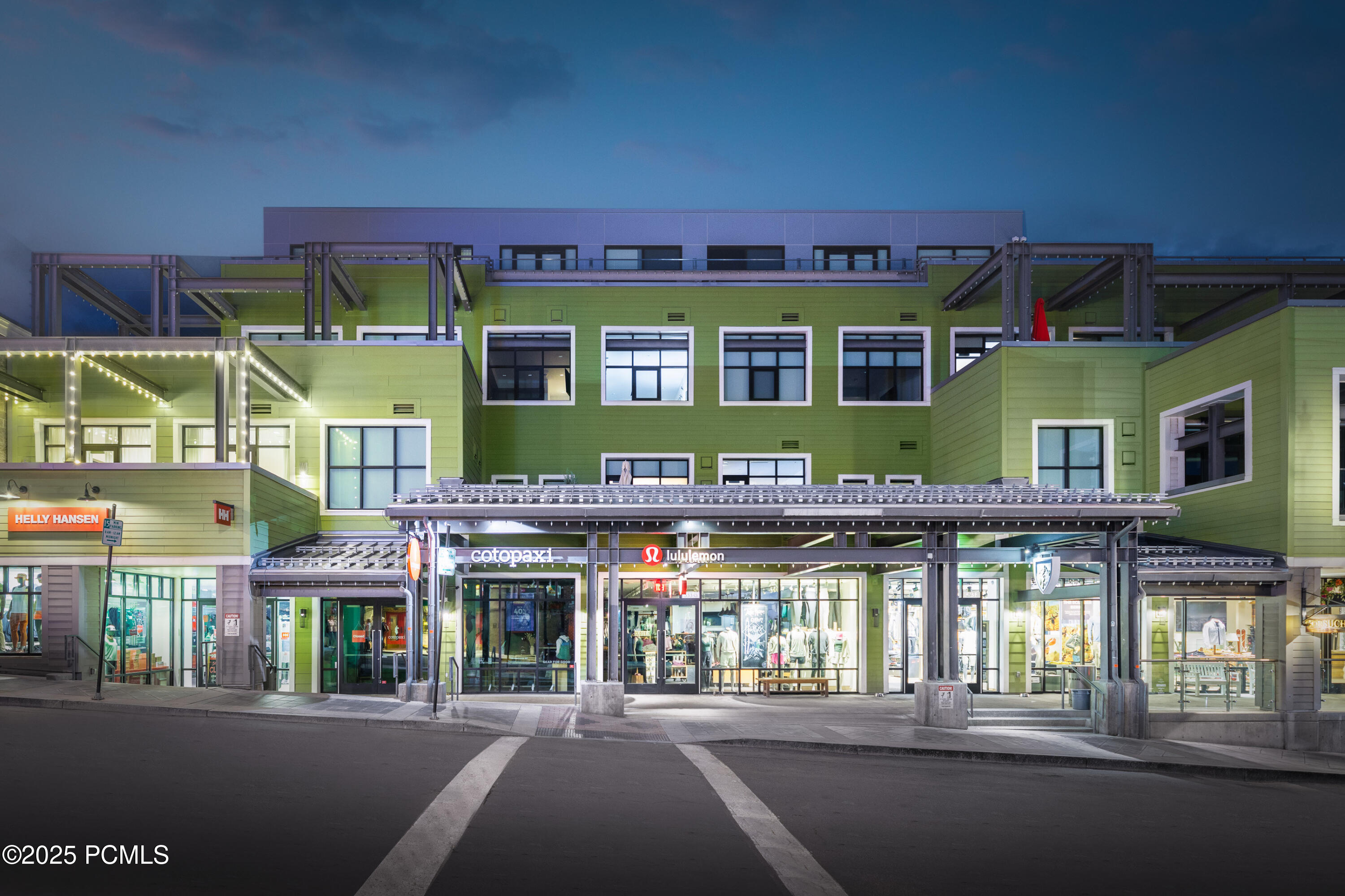 333 Main Street, 23