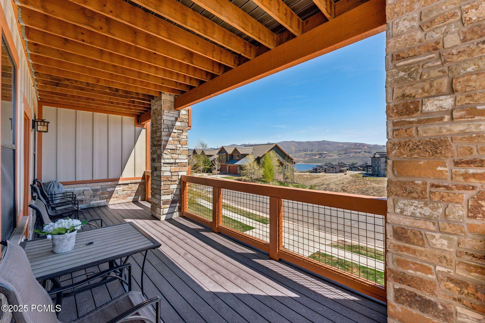 9855 N Vista Drive Unit 104