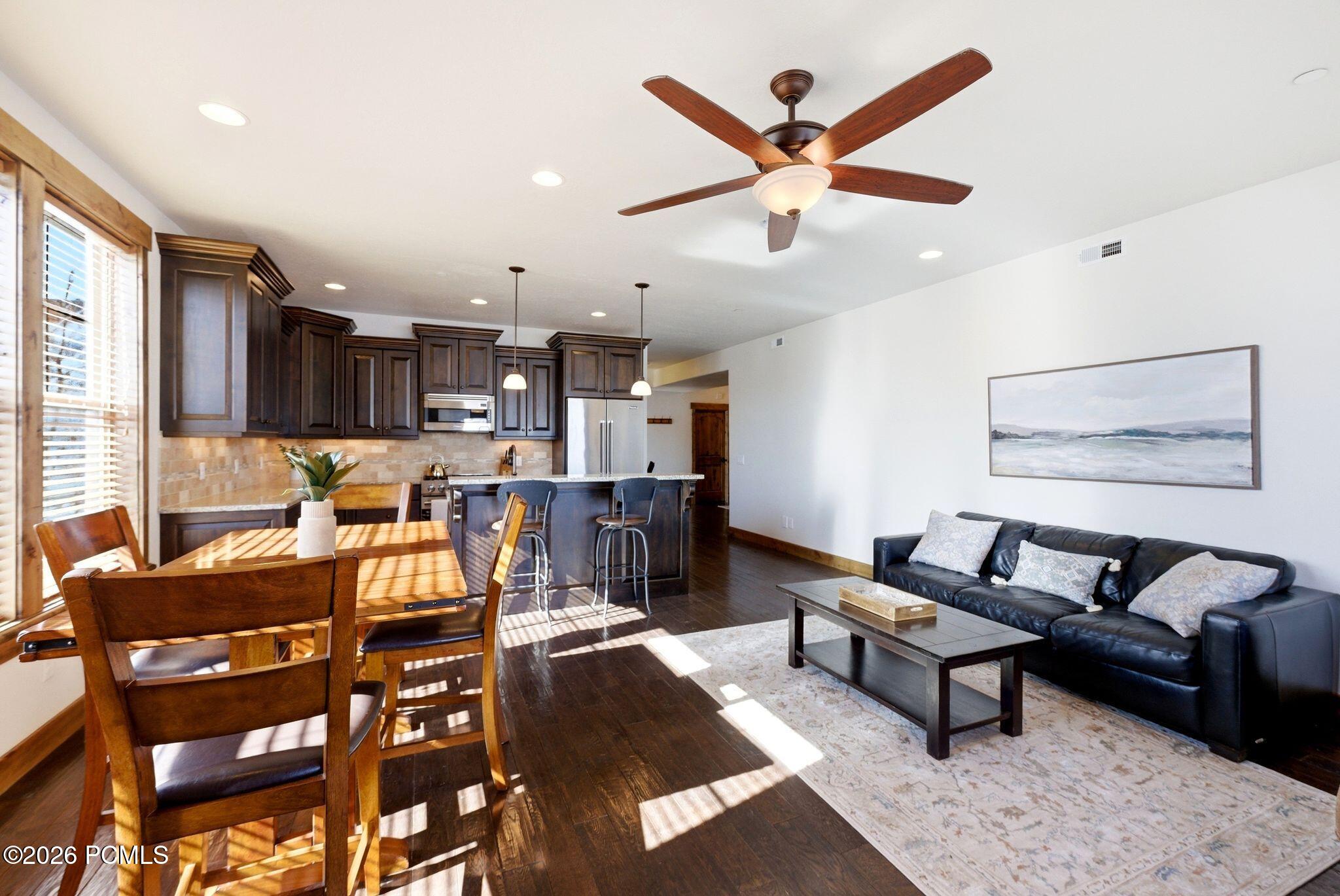9855 N Vista Drive Unit 104