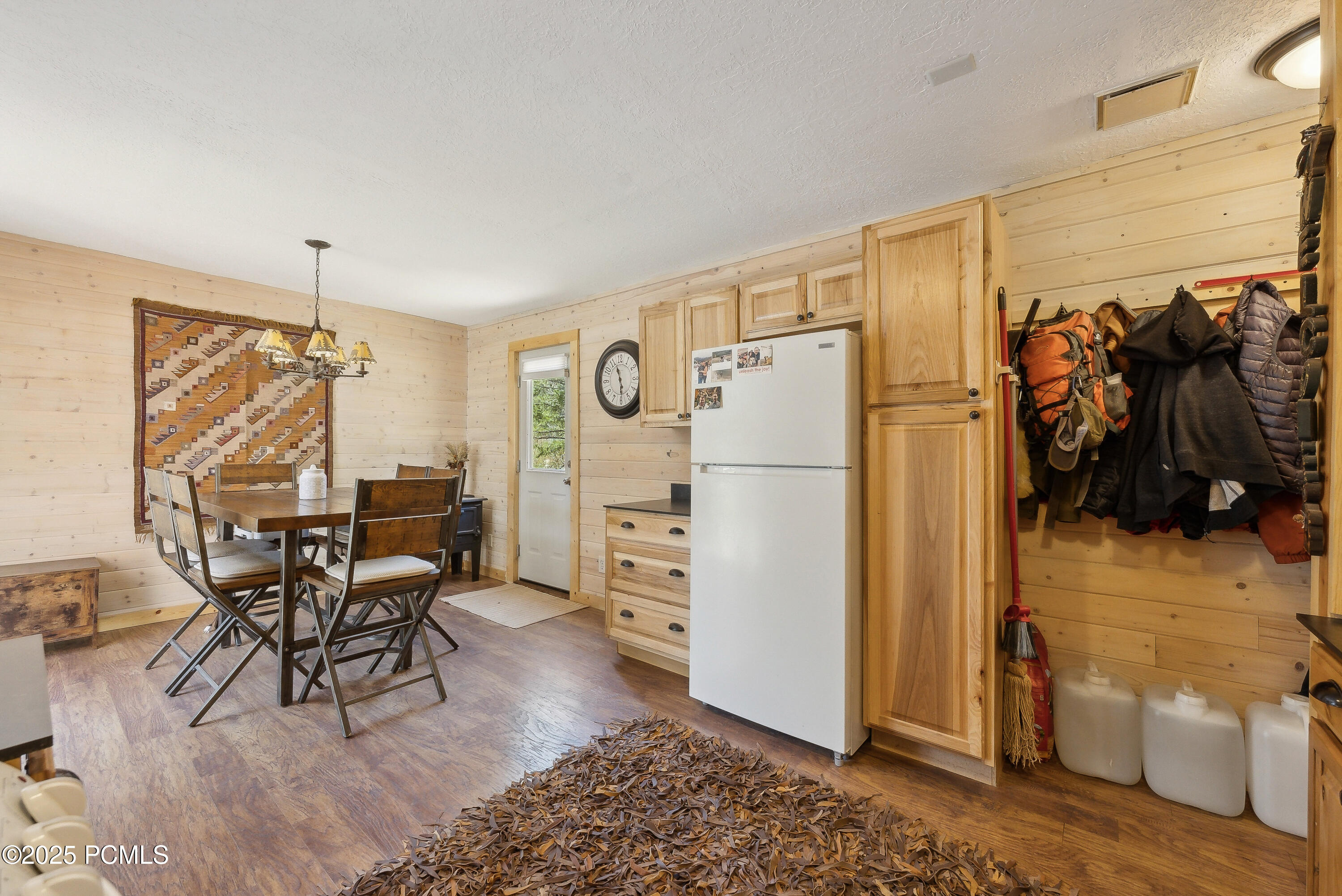 4303 Beaver Creek Road