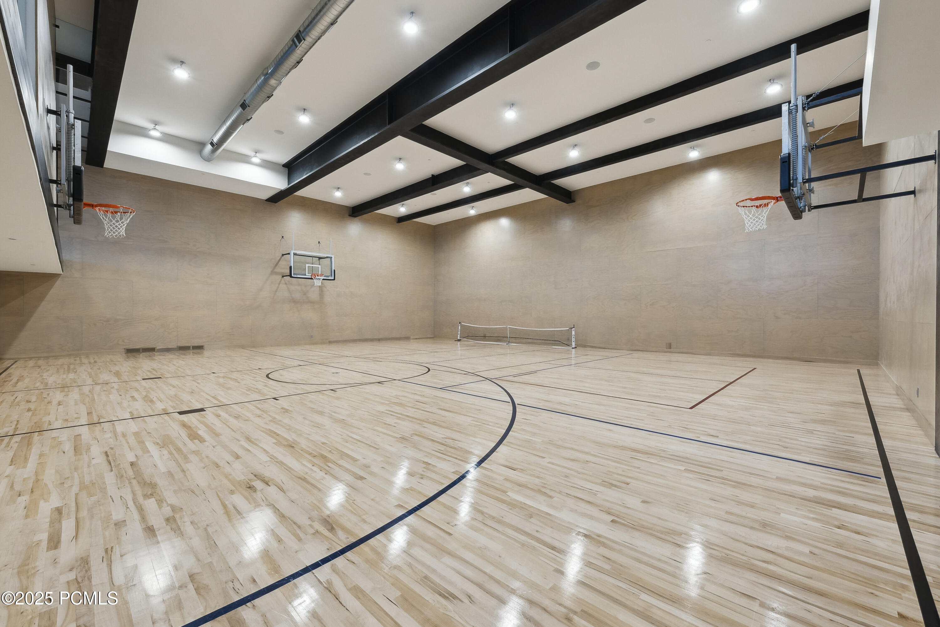 831 N Explorer Peak Drive