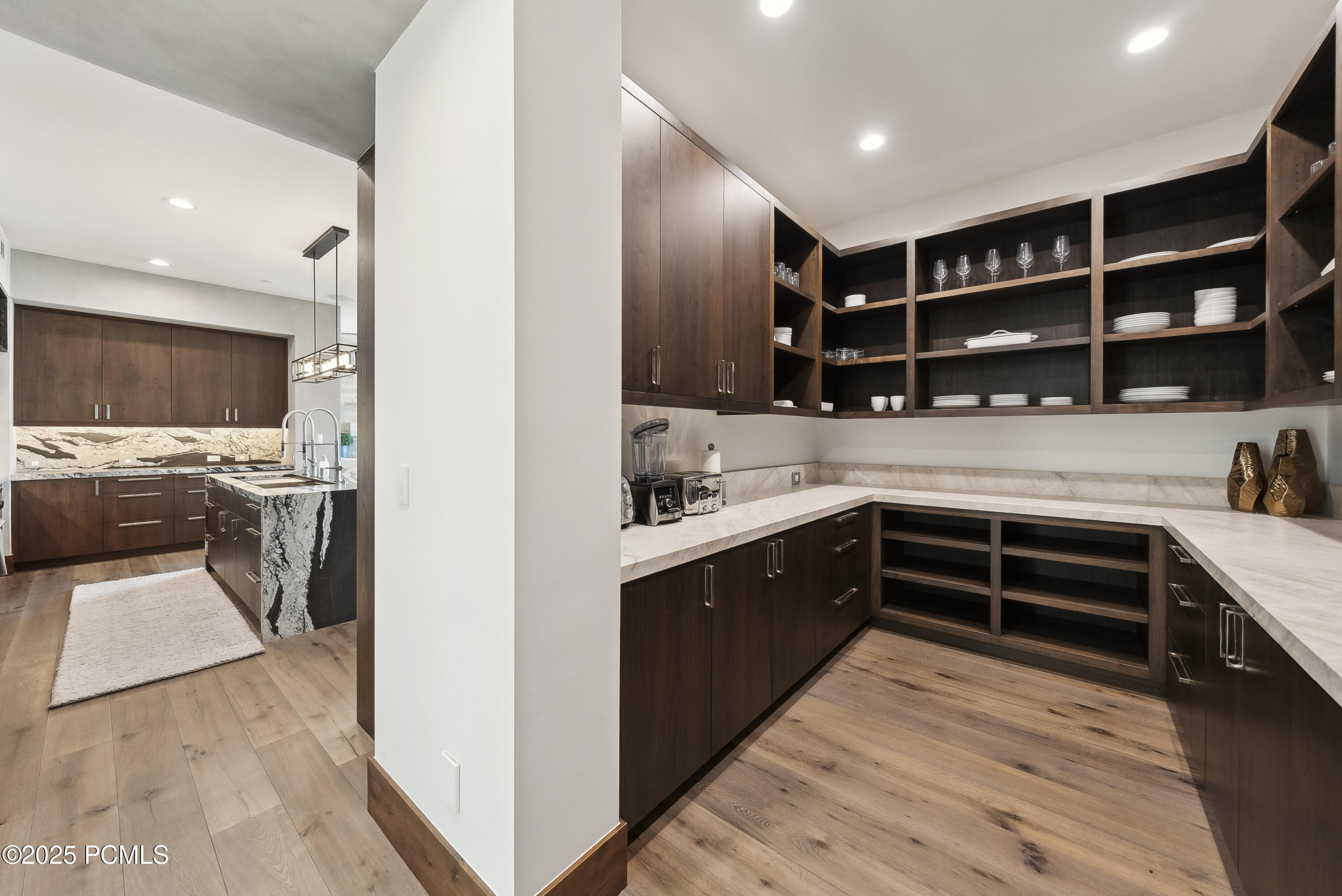 831 N Explorer Peak Drive