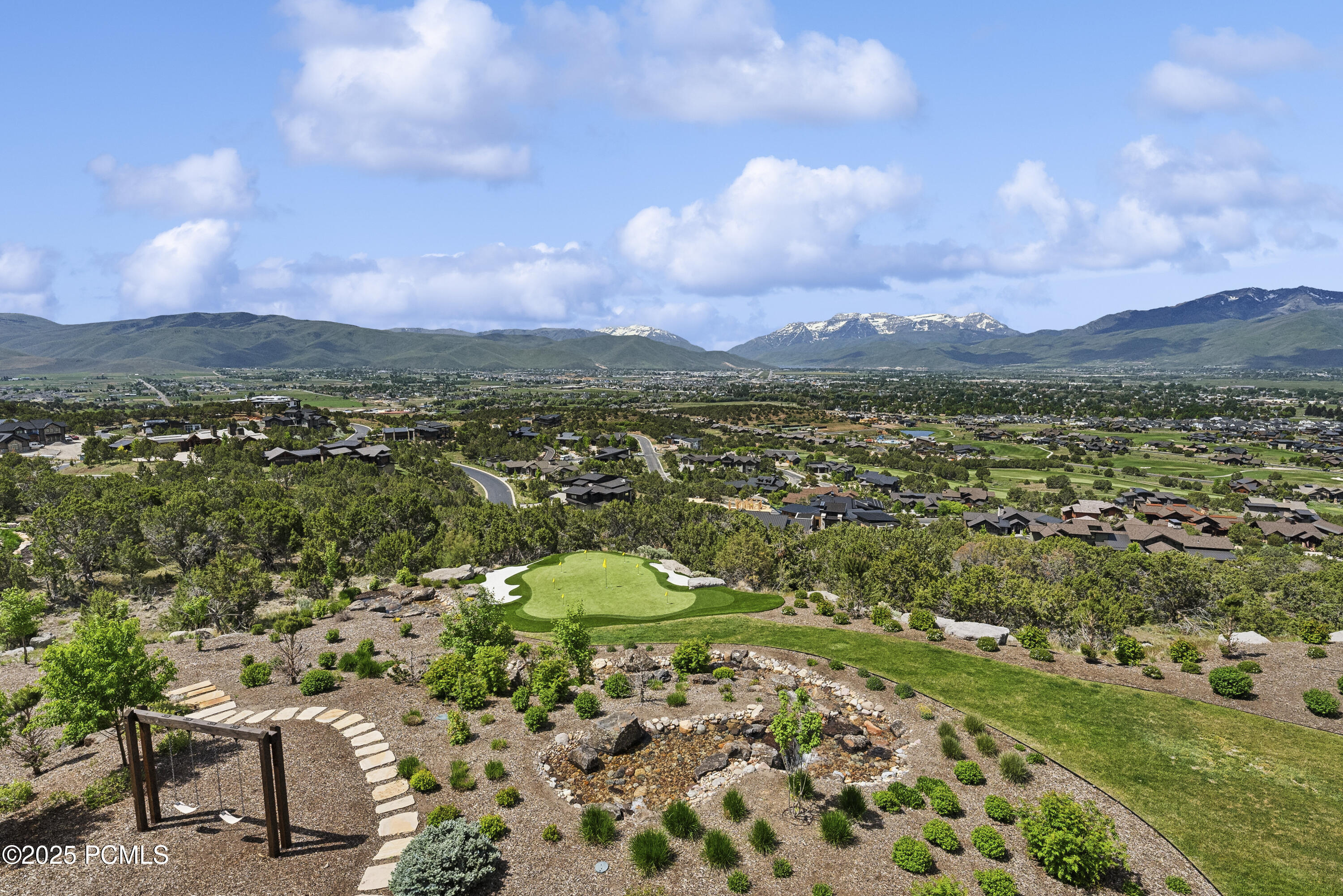 831 N Explorer Peak Drive