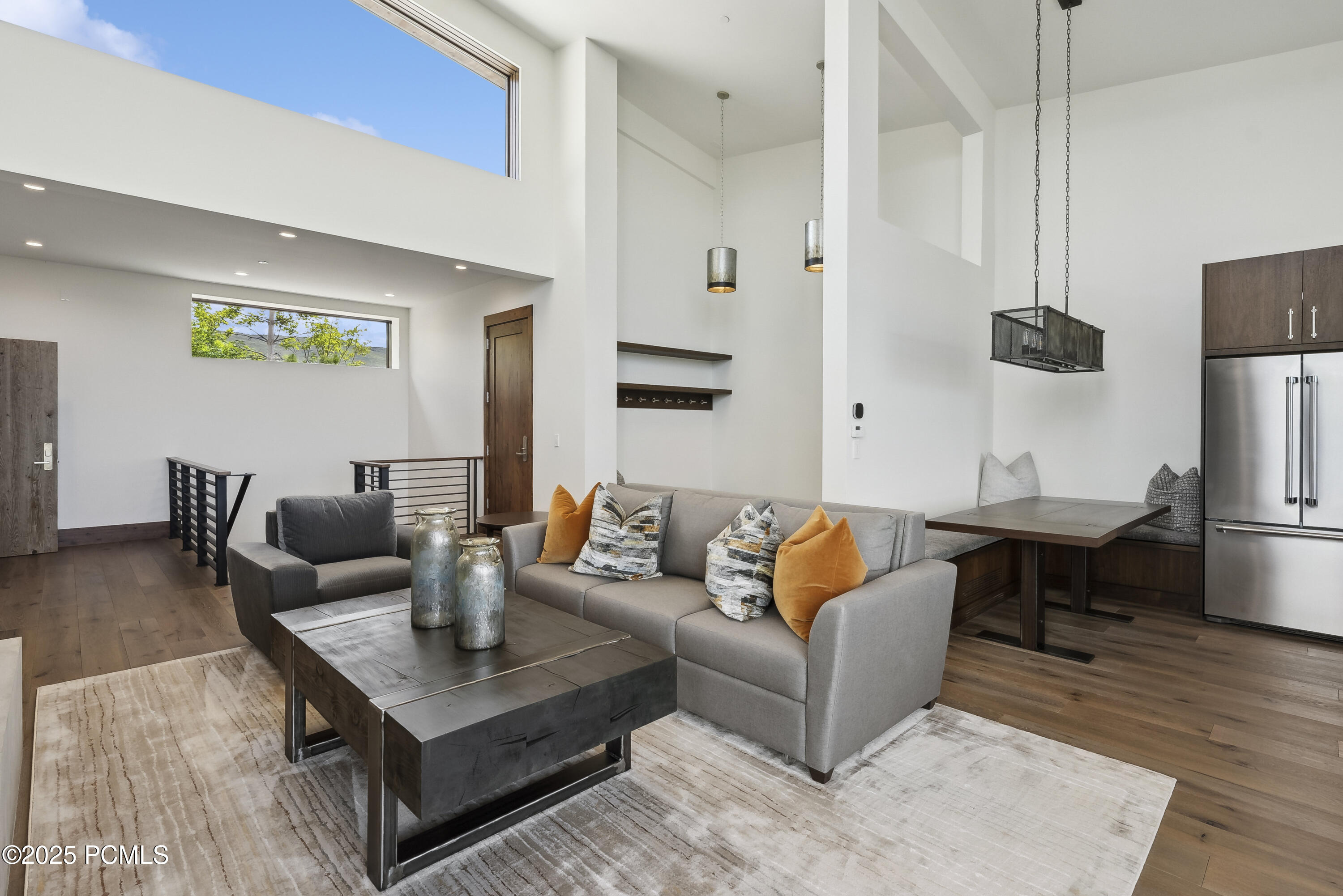 831 N Explorer Peak Drive