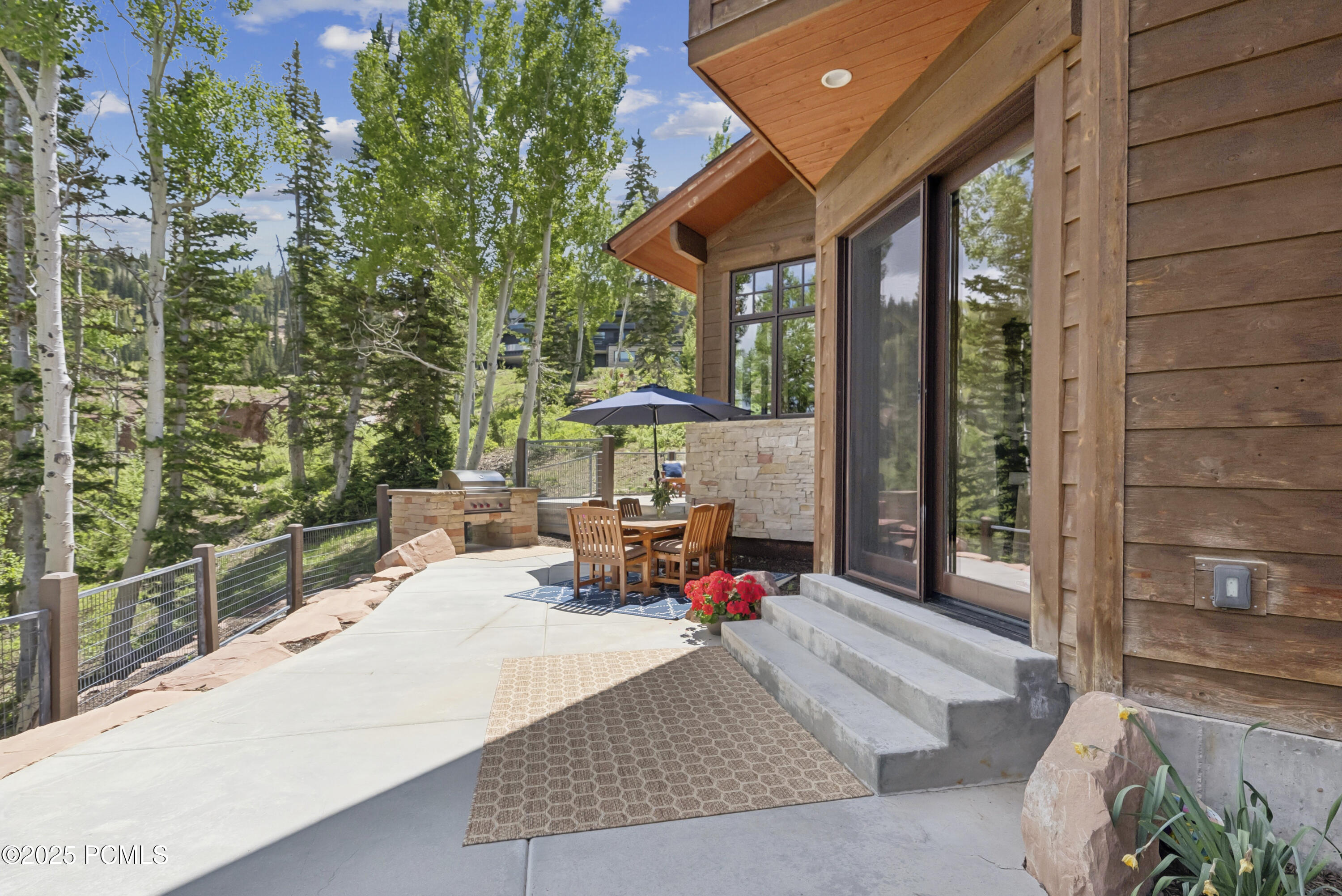 147 White Pine Canyon Road