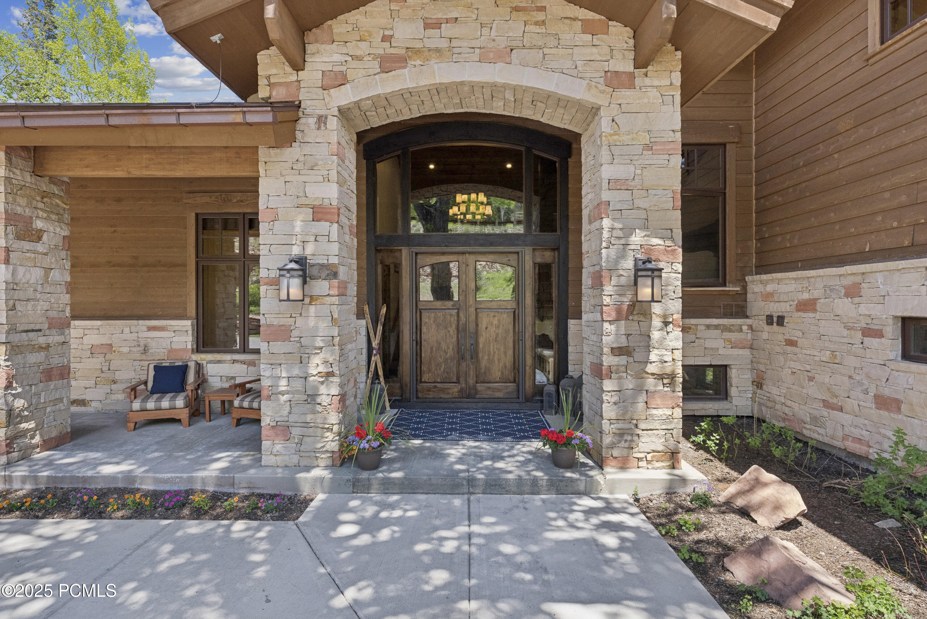 147 White Pine Canyon Road