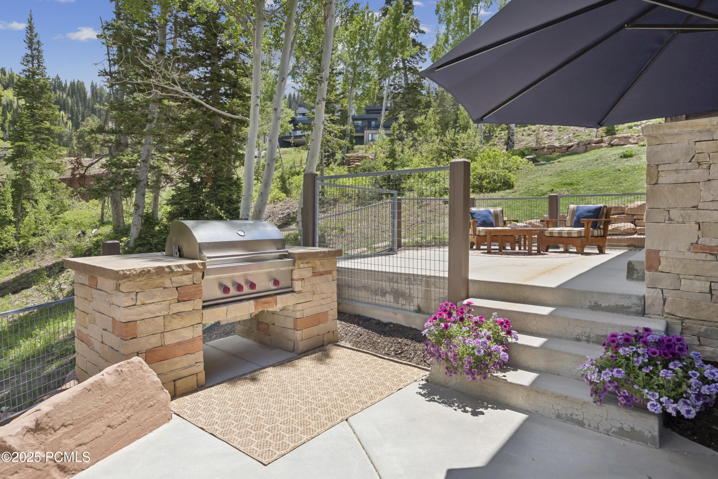 147 White Pine Canyon Road