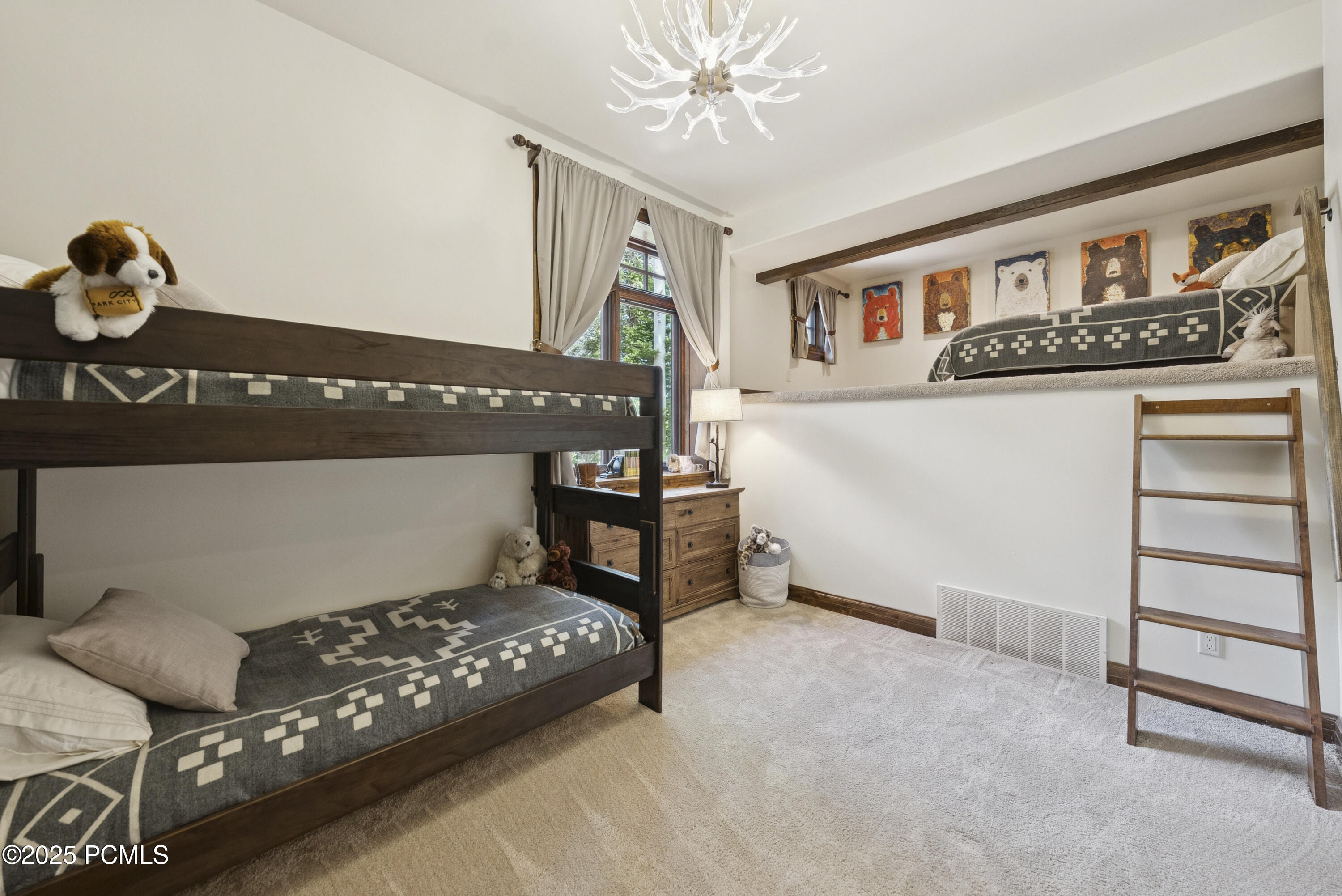 147 White Pine Canyon Road