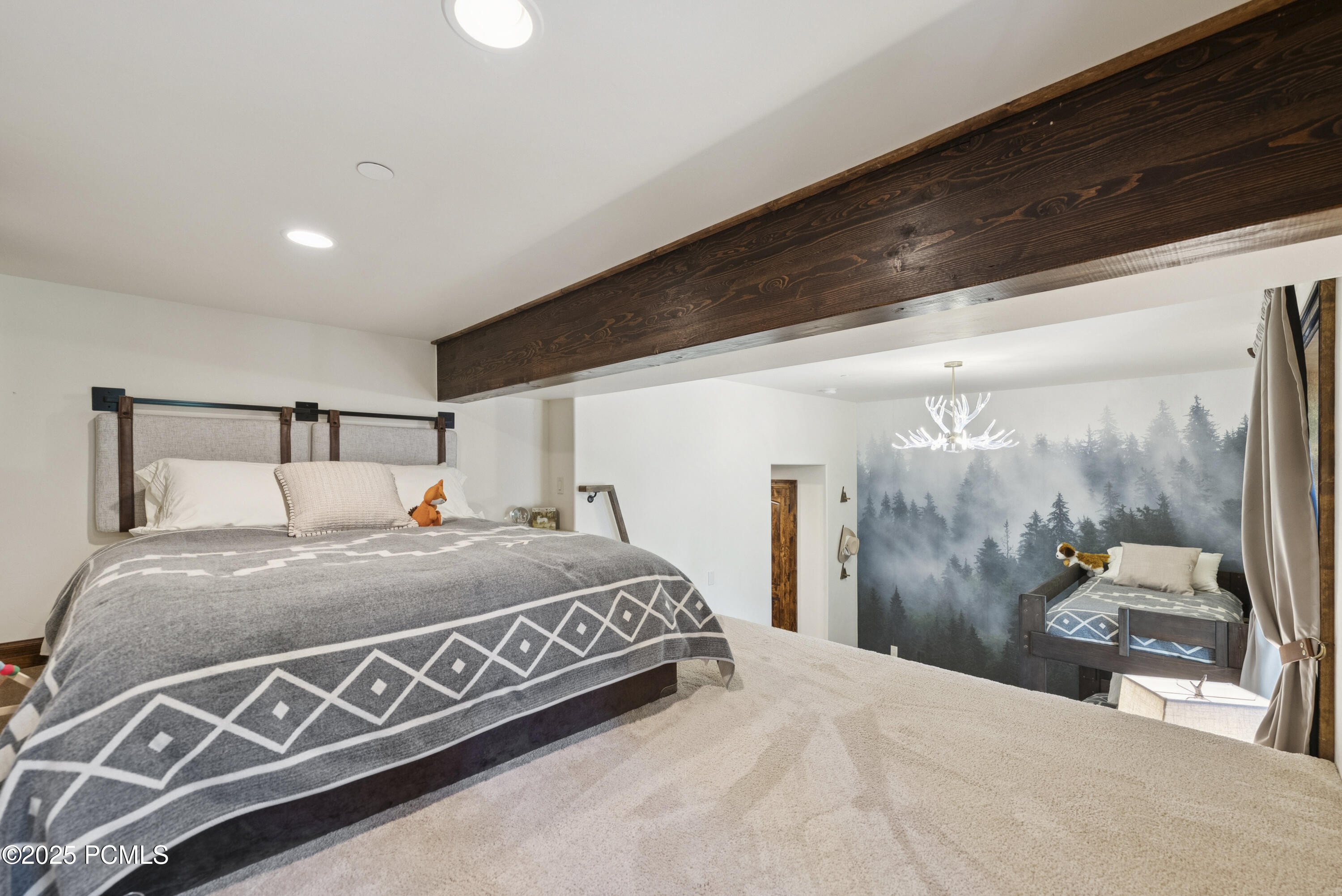 147 White Pine Canyon Road