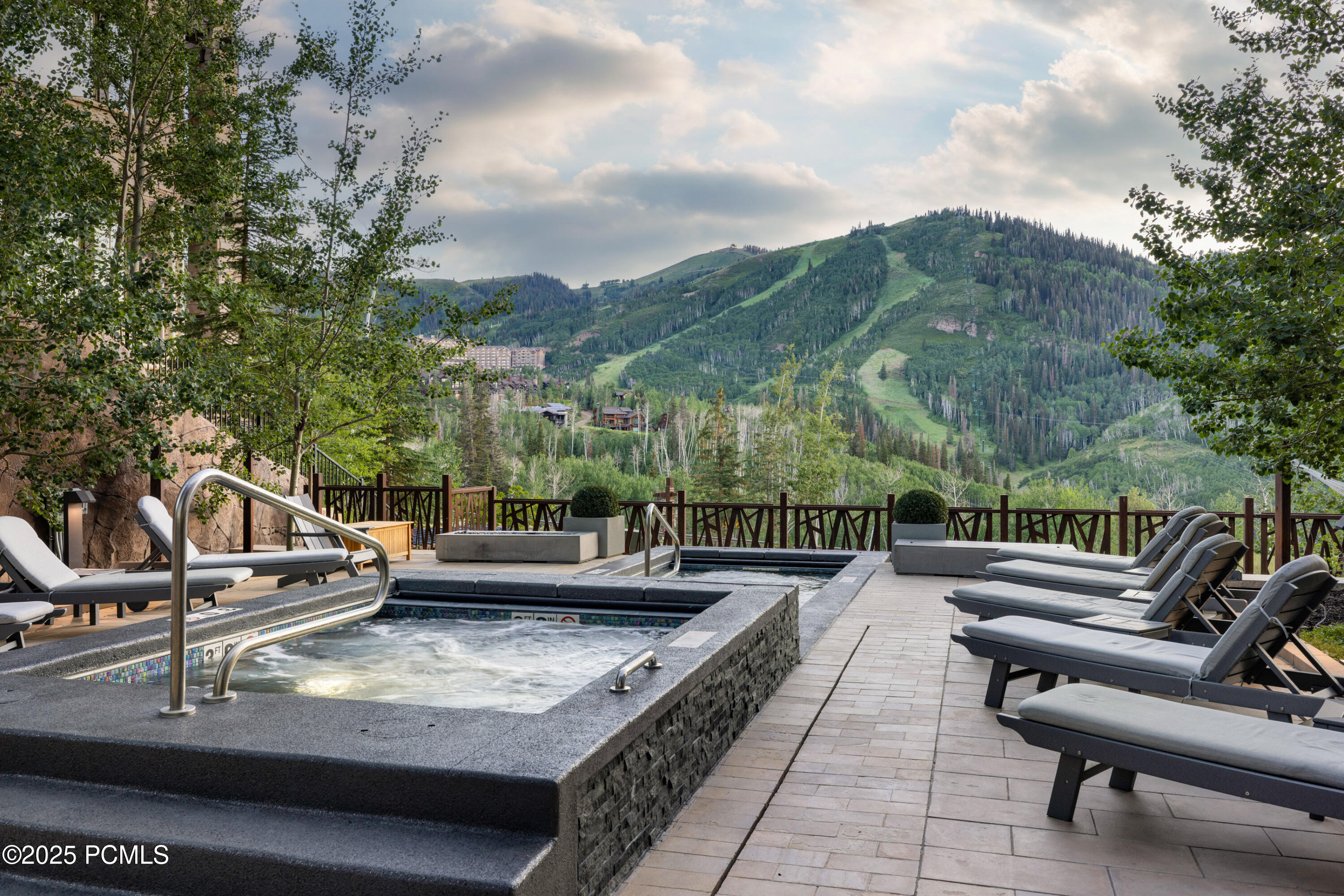 8910 Empire Club Drive, 603