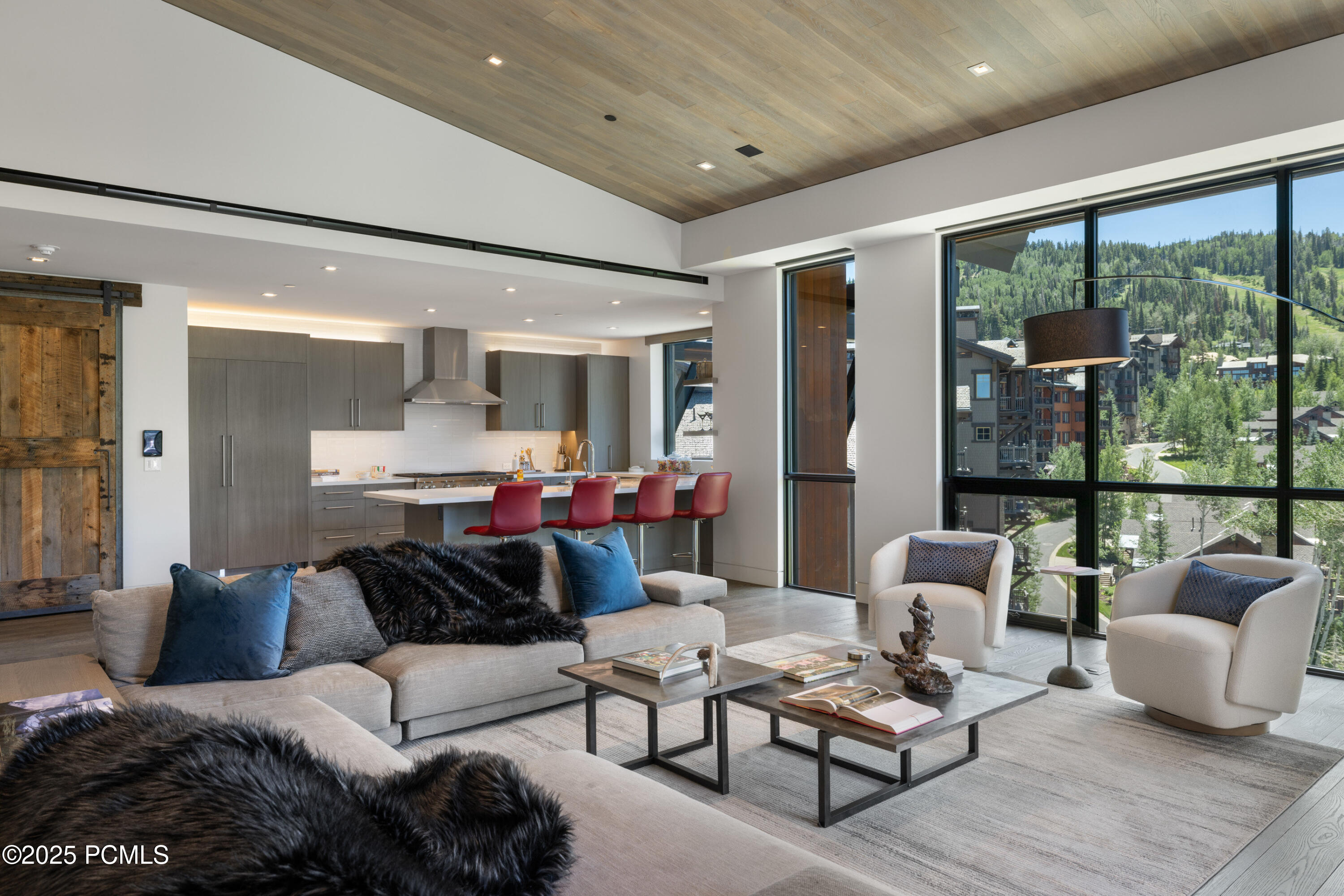 8910 Empire Club Drive, 603