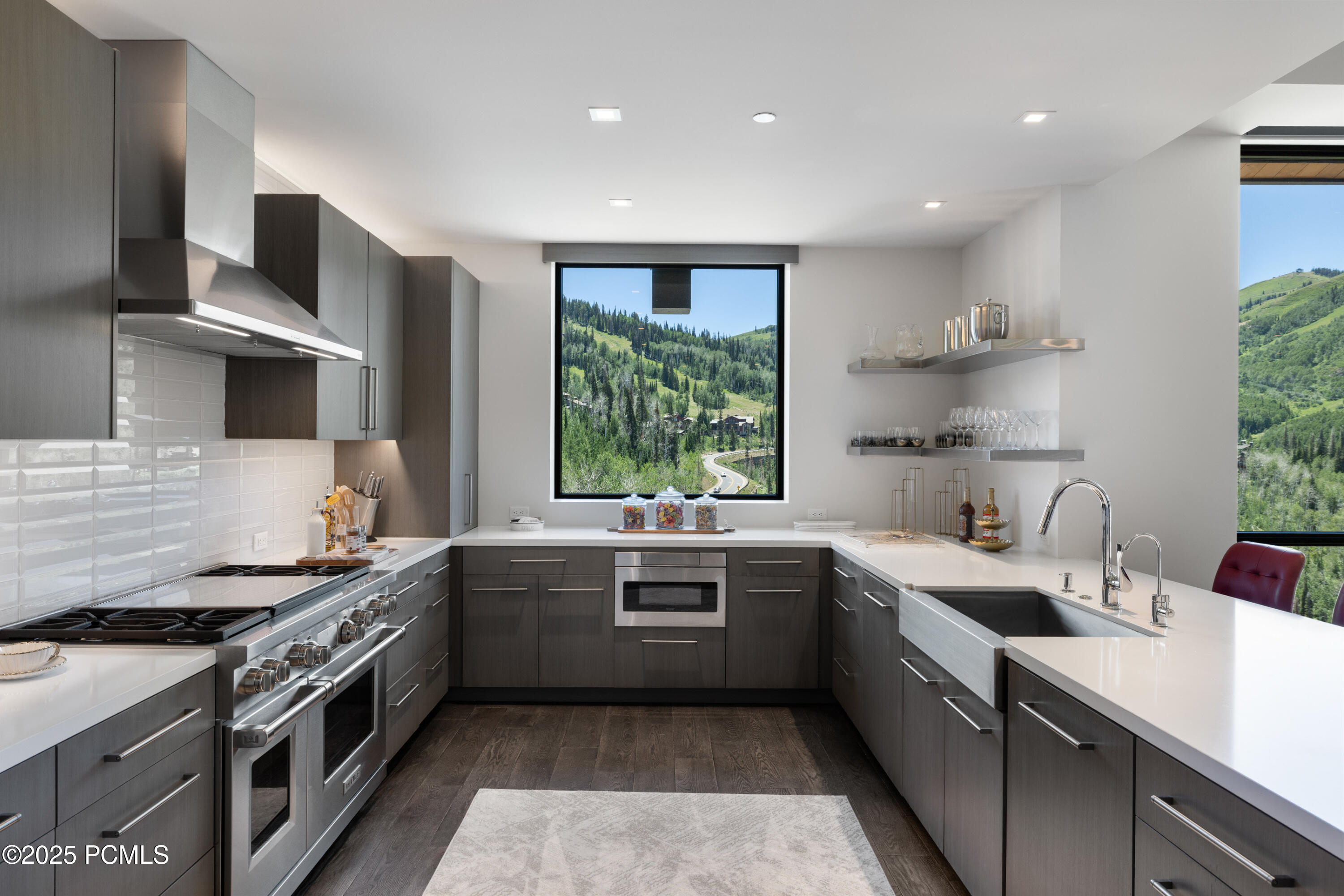 8910 Empire Club Drive, 603