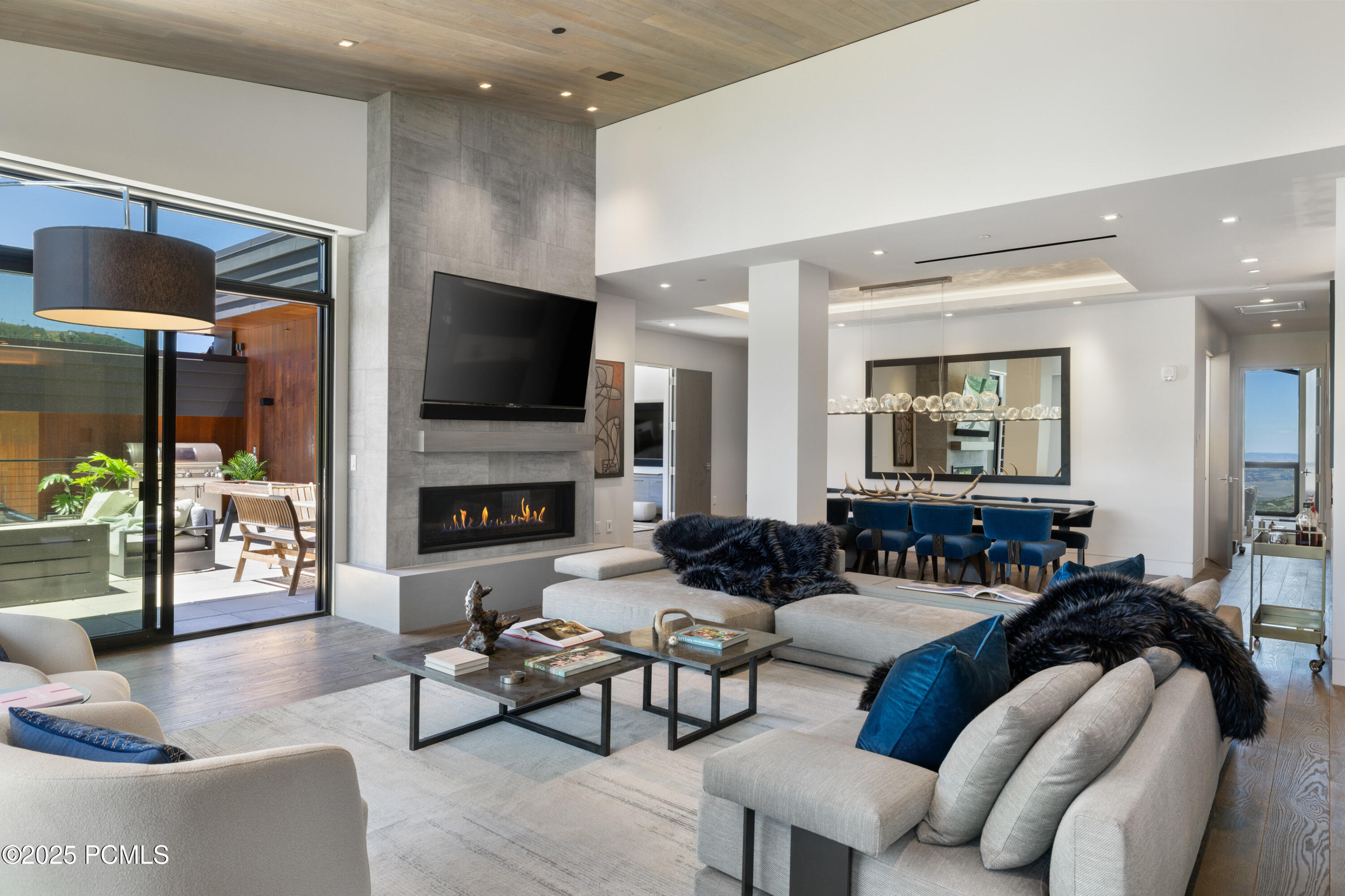 8910 Empire Club Drive, 603