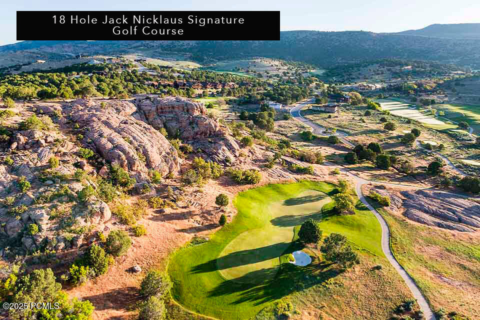 377 N Abajo Peak Loop, D3