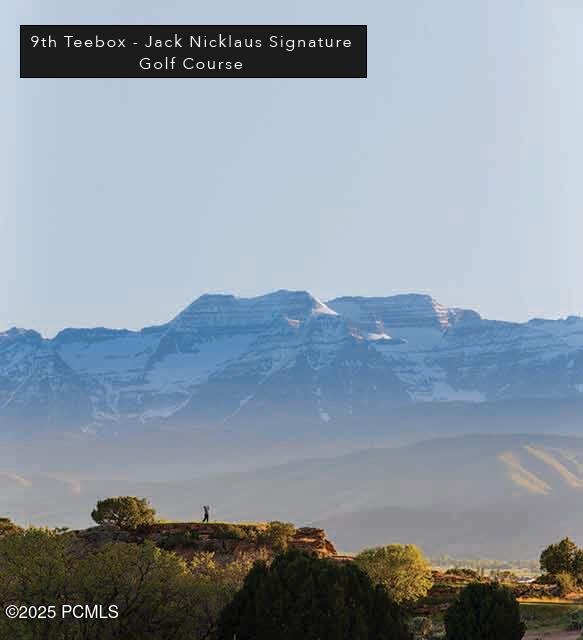 402 N Abajo Peak Loop, Q3