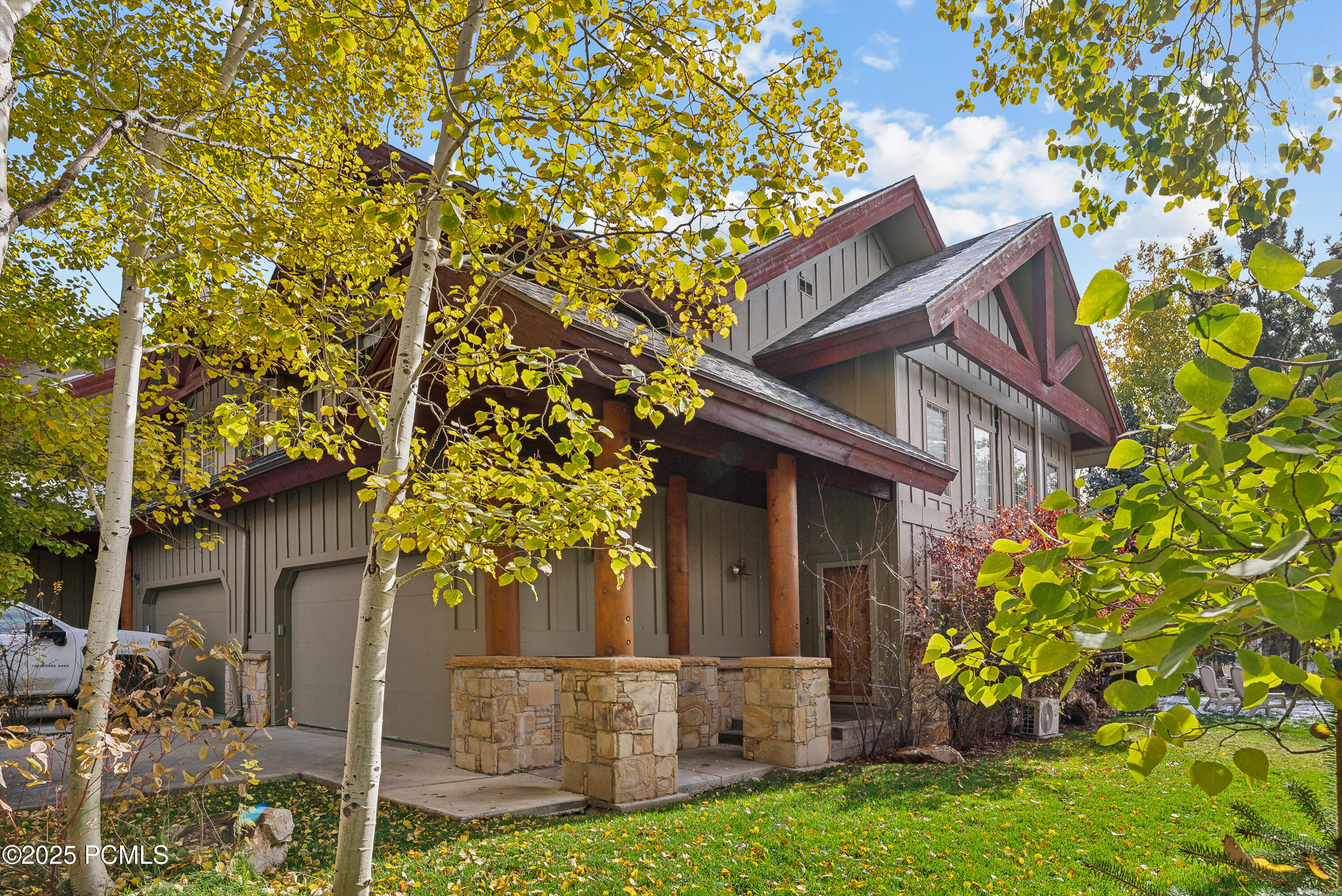 1390 Meadow Loop Road